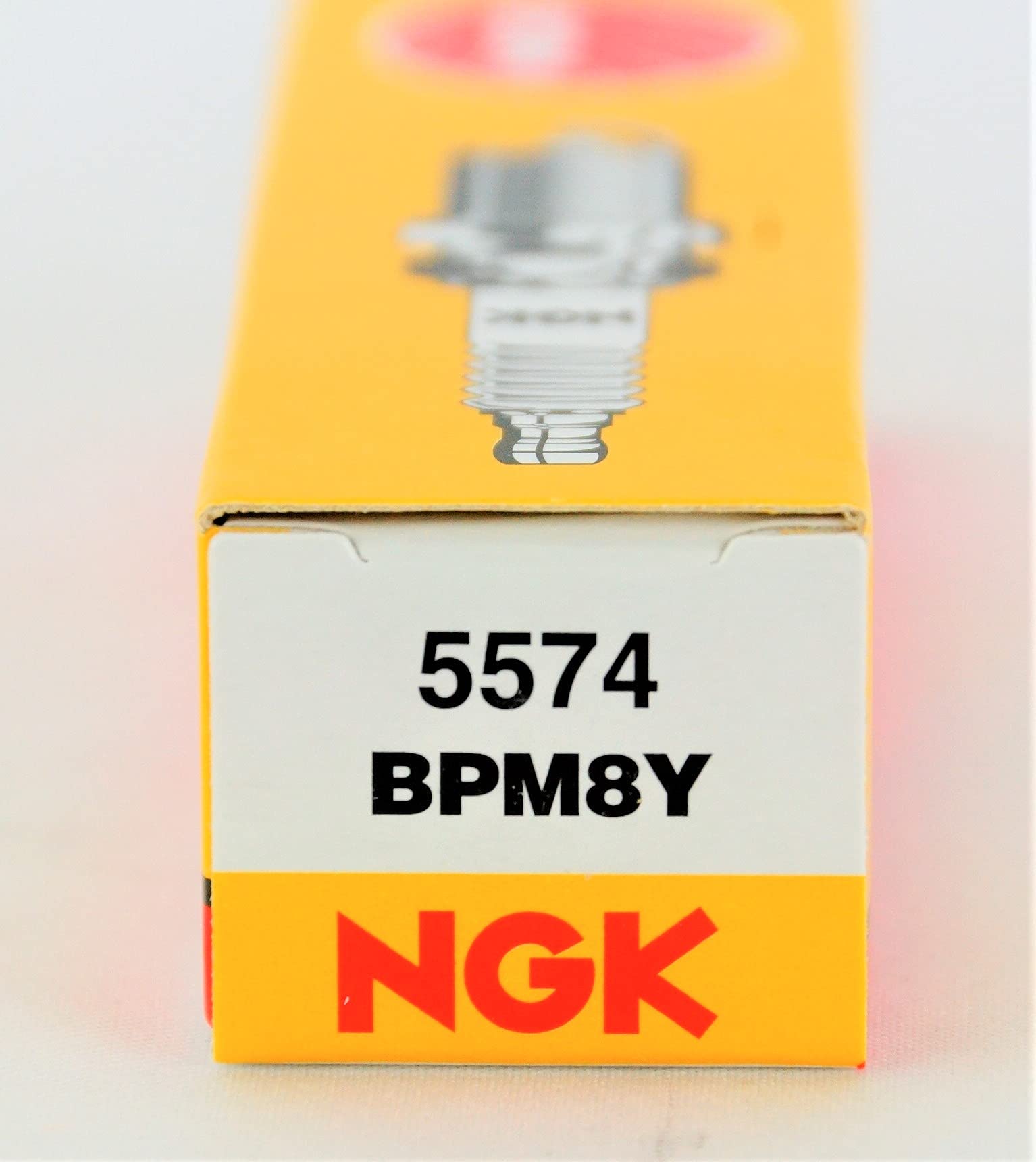 NGK (5574) BPM8Y bujía estándar, paquete de