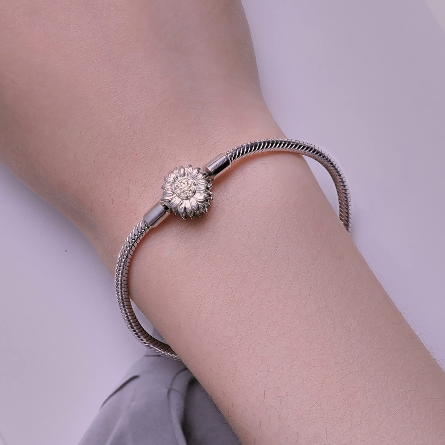 MOCHAMIK Blumen-Charm-Armband, passend für 925er-Sterlingsilber, einfaches Schlangenketten-Armband für Damen, Armband mit Schloss
