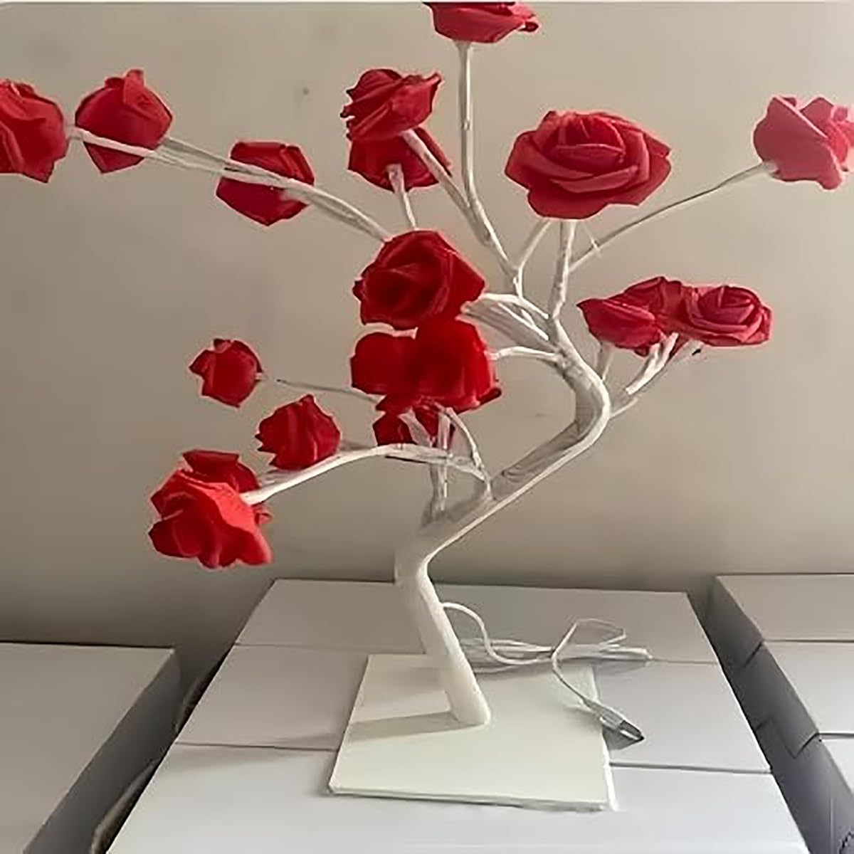 Kolorowa podświetlana lampa stołowa LED z drzewem różanym, przy łóżku, sztuczny kwiat bonsai, noc na walentynki, dekoracja biurka, ślub, Boże Narodzenie (czerwona)