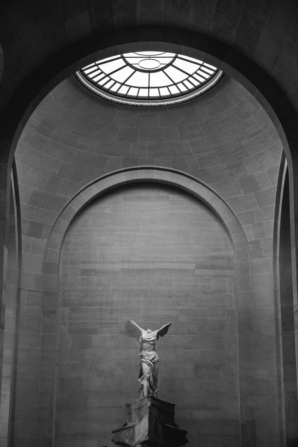art.com wall photographic print winged victory of samothrace by lindsay daniels, 24" x 36" unframed 36"l x 24"w print only