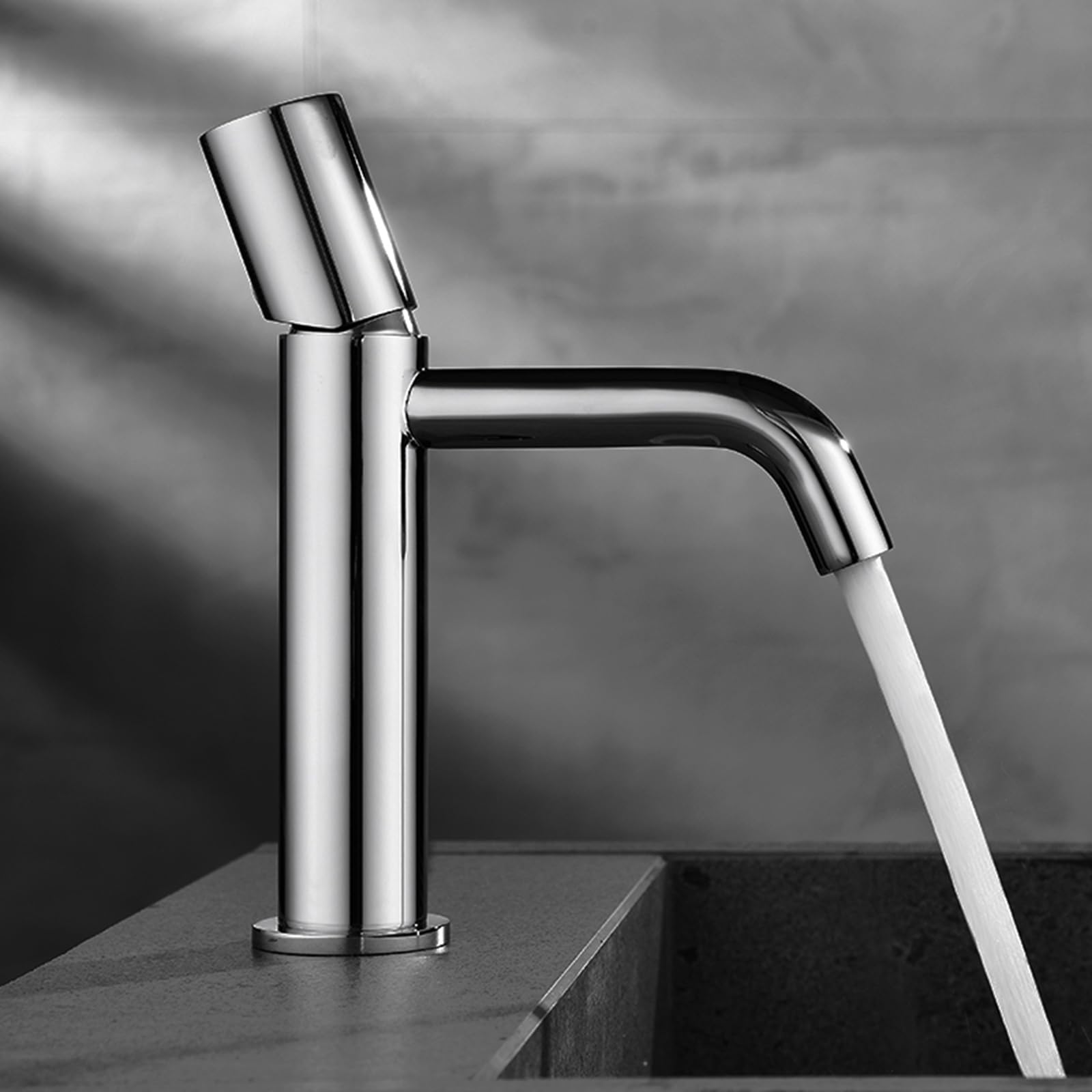 Robinet mitigeur lavabo HLTYGWX pour moderniser une salle de bain familiale