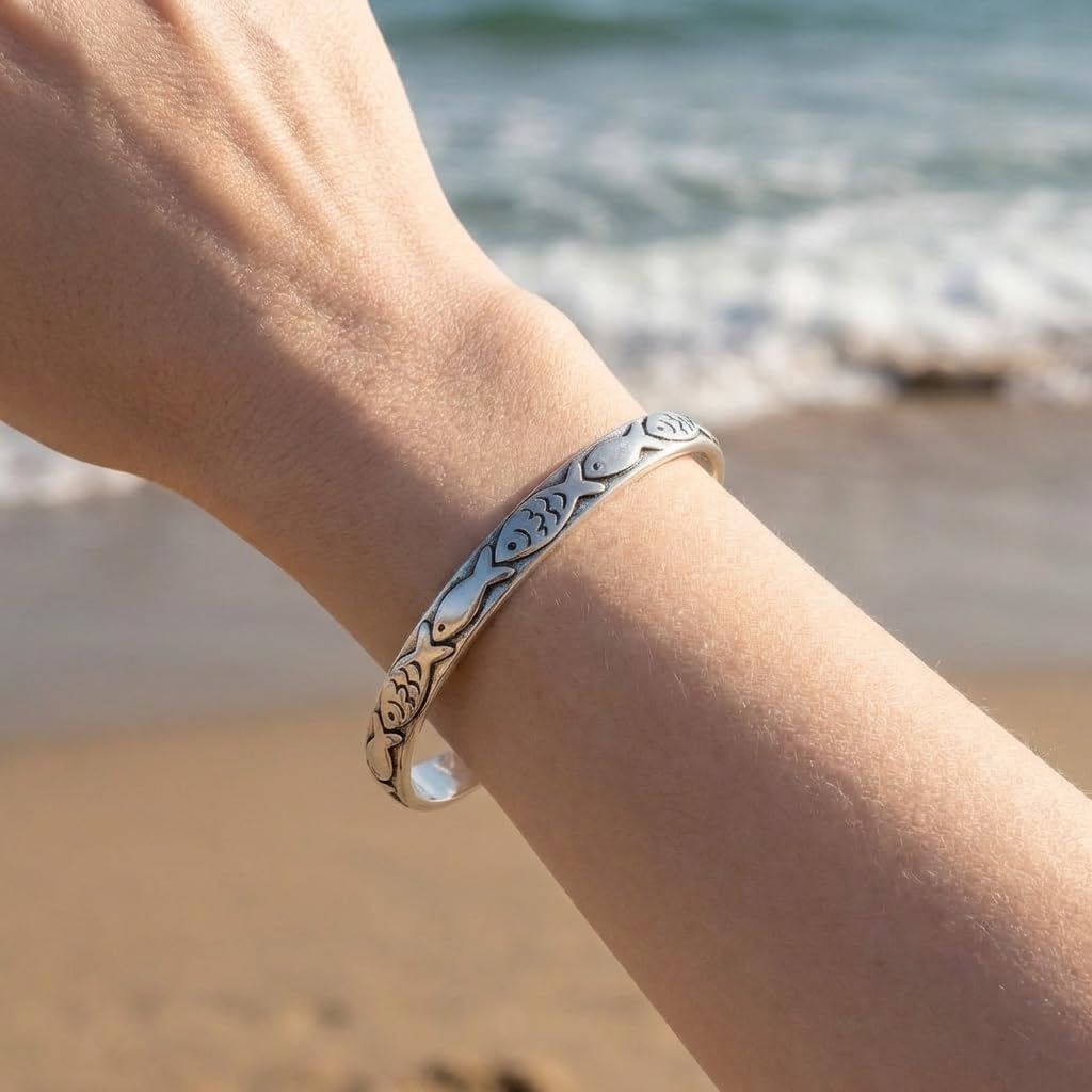 Silver Fish Bangles Bracelets for Women and Men,Nautical Adjustable Open Cute Fish Bracelet Cuff,Vintage Silver Plated Jewelry Y2k Accessories for Daily Wear Matching Gifts