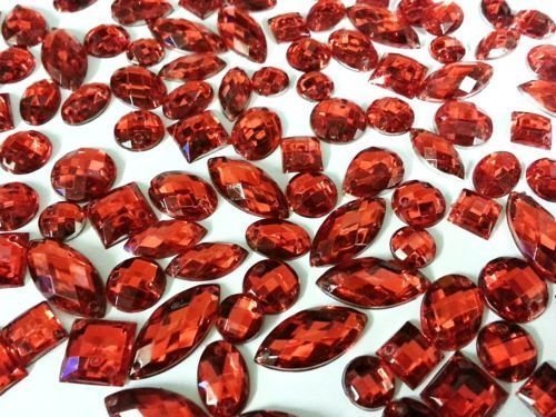CraftbuddyUS 80 Red Faceted Acrylic Sew On, Stick on Diamante Crystal Rhinestone Gems