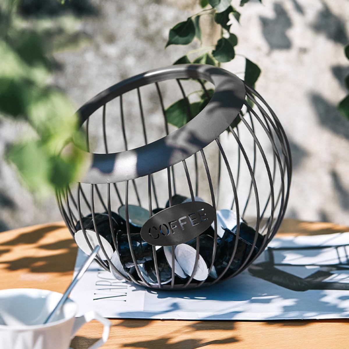 Coffee Holder Basket Iron Storage Rack Open Design Organizer, Black Iron Coffee Accessories Holder Suitable for Offices and Parties, Dining Table Fruit Container Proper Capacity