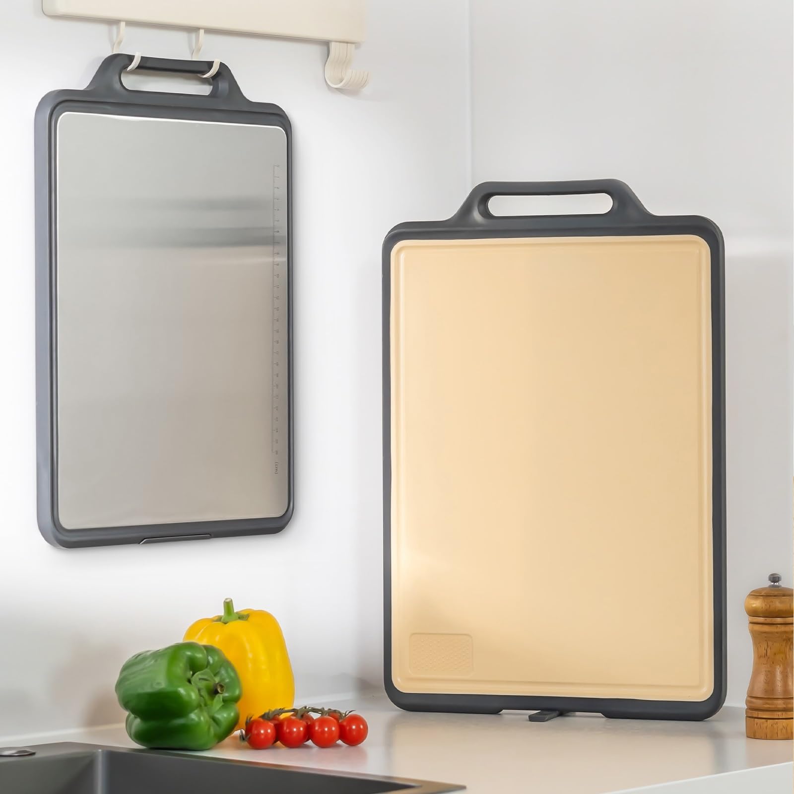 Planche à découper inox anti-odeur pour en finir avec les planches en bois usées