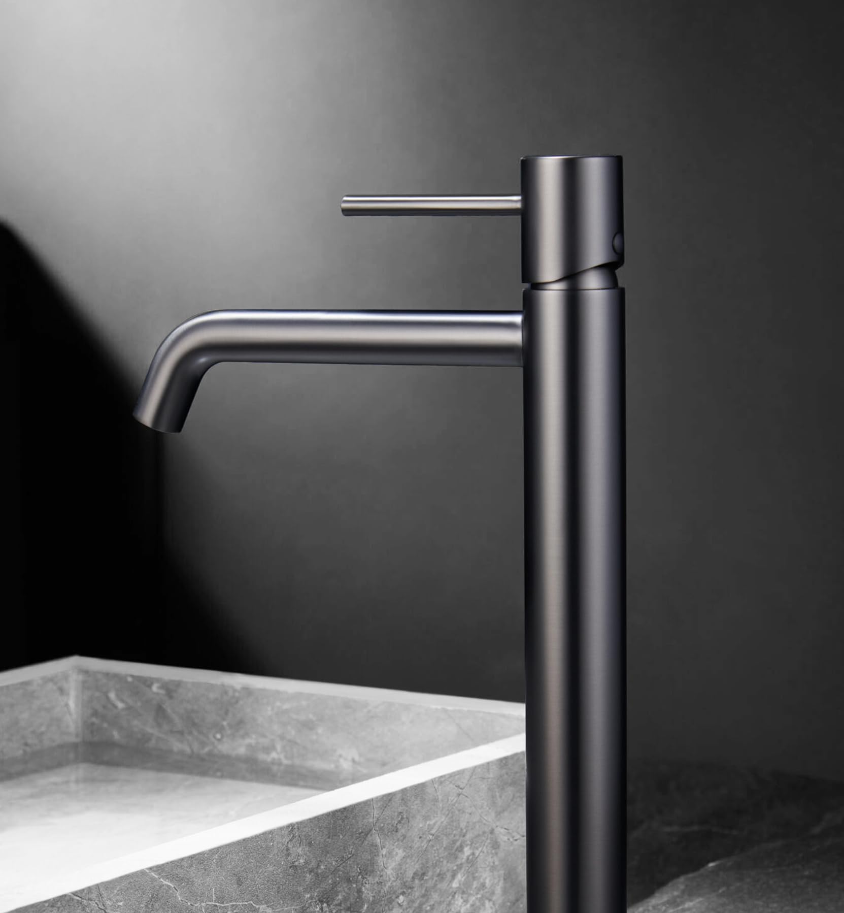 Grifo monomando de lavabo caño alto fabricado en latón - Griferia baño para lavabos (Gun Metal)