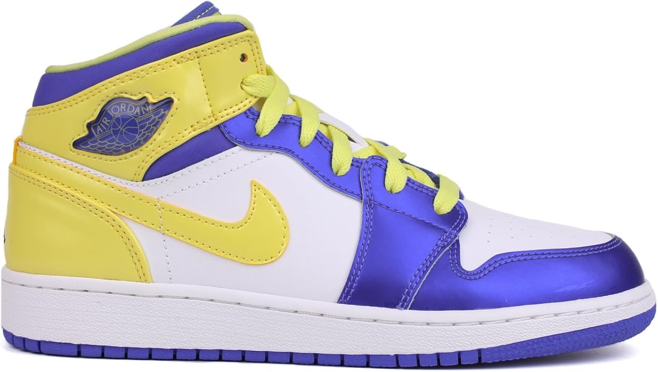 Amazon.com: Kids Nike Jordan 1 MID 555112 118 Color Blanco fuerza Violeta  Electric Yellow Zapatillas de baloncesto, Blanco, 5 M US niño : Ropa,  Zapatos y Joyería