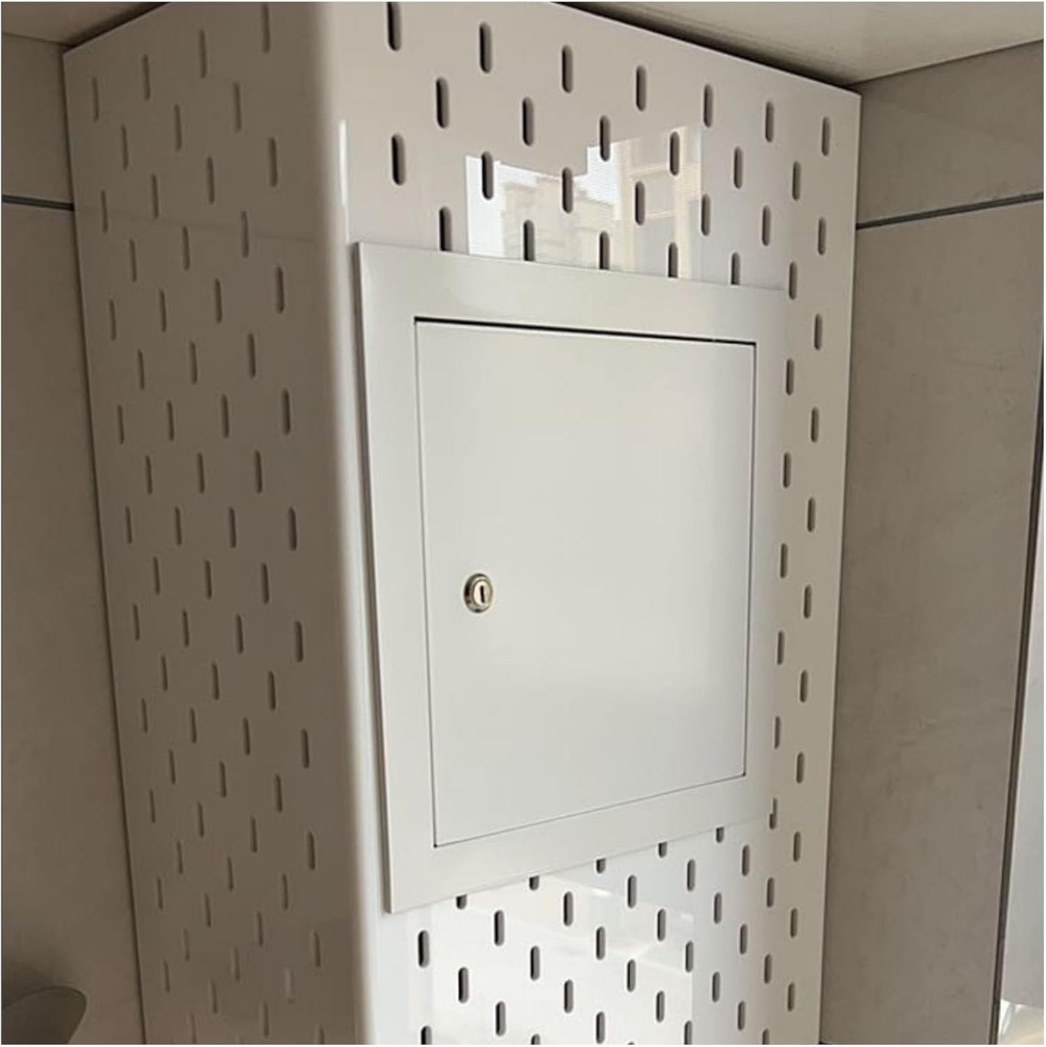 Lockable Metal Access Panel for Plumbing/Cable 8x10 12x18 14x18 16x20 24x30 in Access Door Wall/Ceiling Access Panel Electrical Inspection Hatch for Hotel/Residential(35x35cm/14x14in)