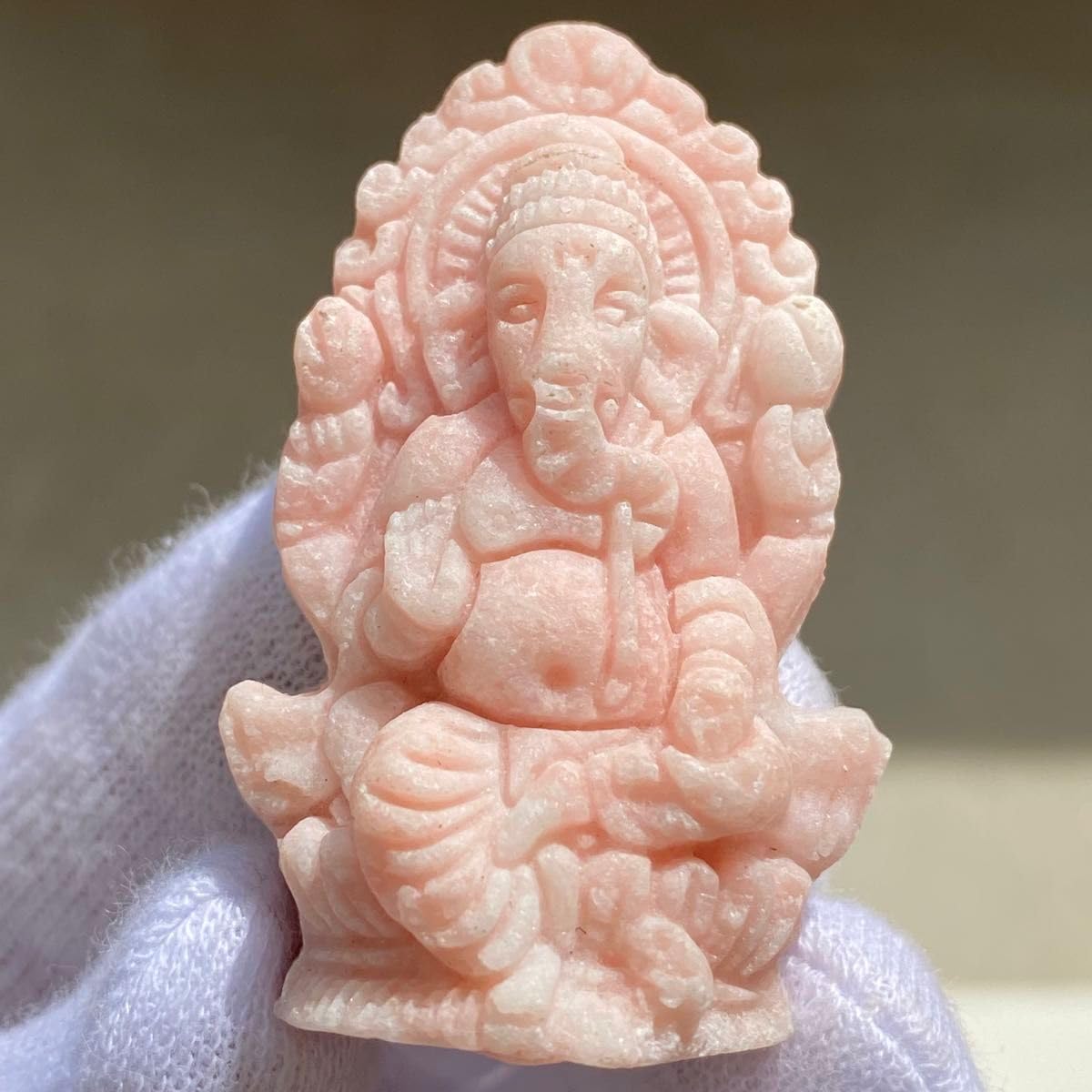 Amazon.co.jp: 天然石 可愛い ピンクオパール 原石 ガネーシャ神 彫物