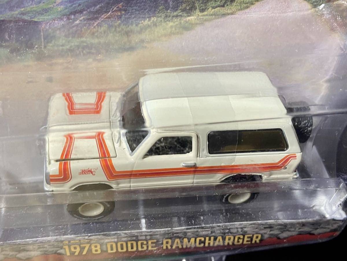Amazon | 1978 DODGE RAMCHARGER 1/64 グリーンライト All-Terrain