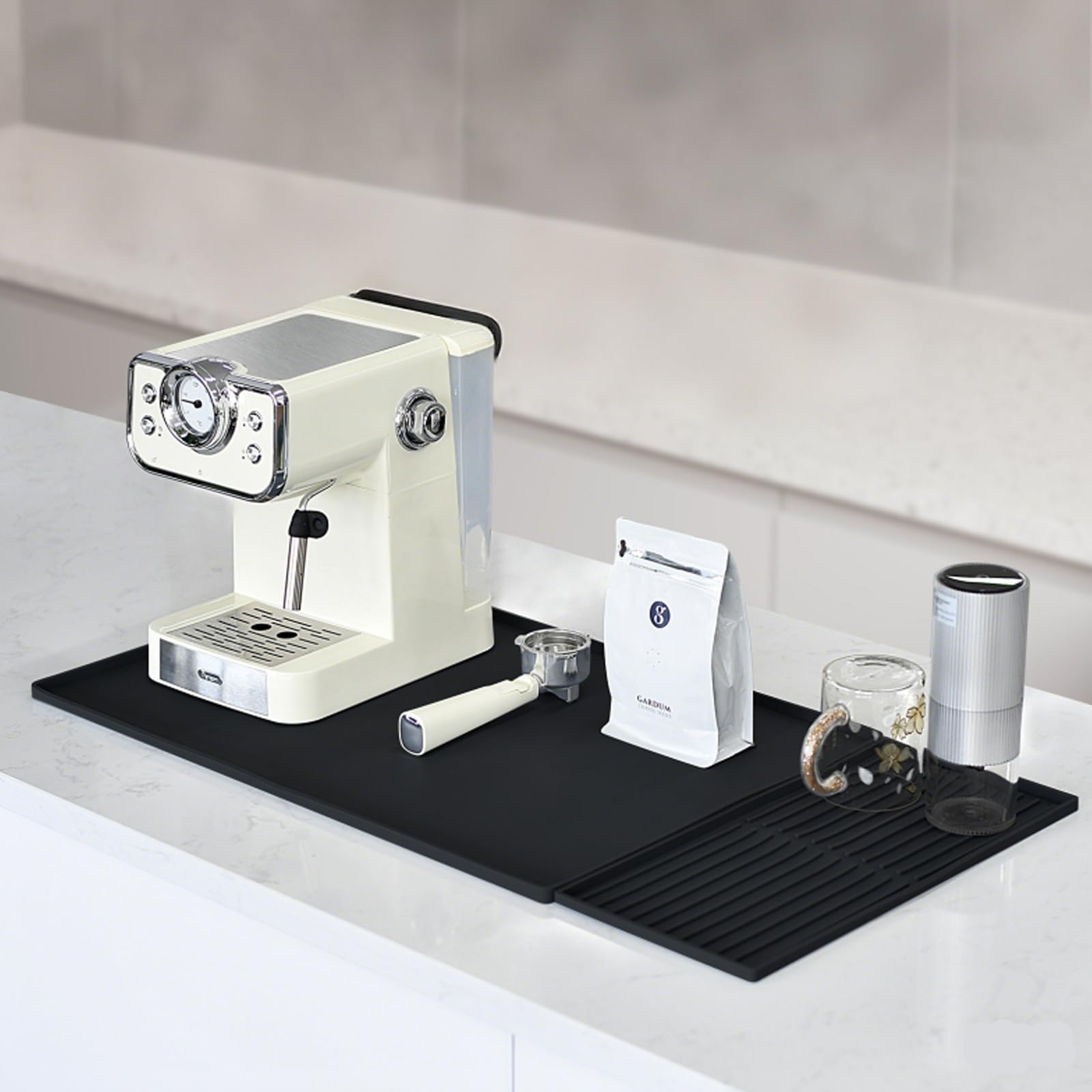 BSDLZCH 100% Silikon Coffee Machine Matte Kaffeematte 61 * 40.5cm Abtropfmatte Geschirrtrocknen Tasse trocknende Matte-Küche Arbeitsplatte Kaffeemaschine Zubehör (schwarz)
