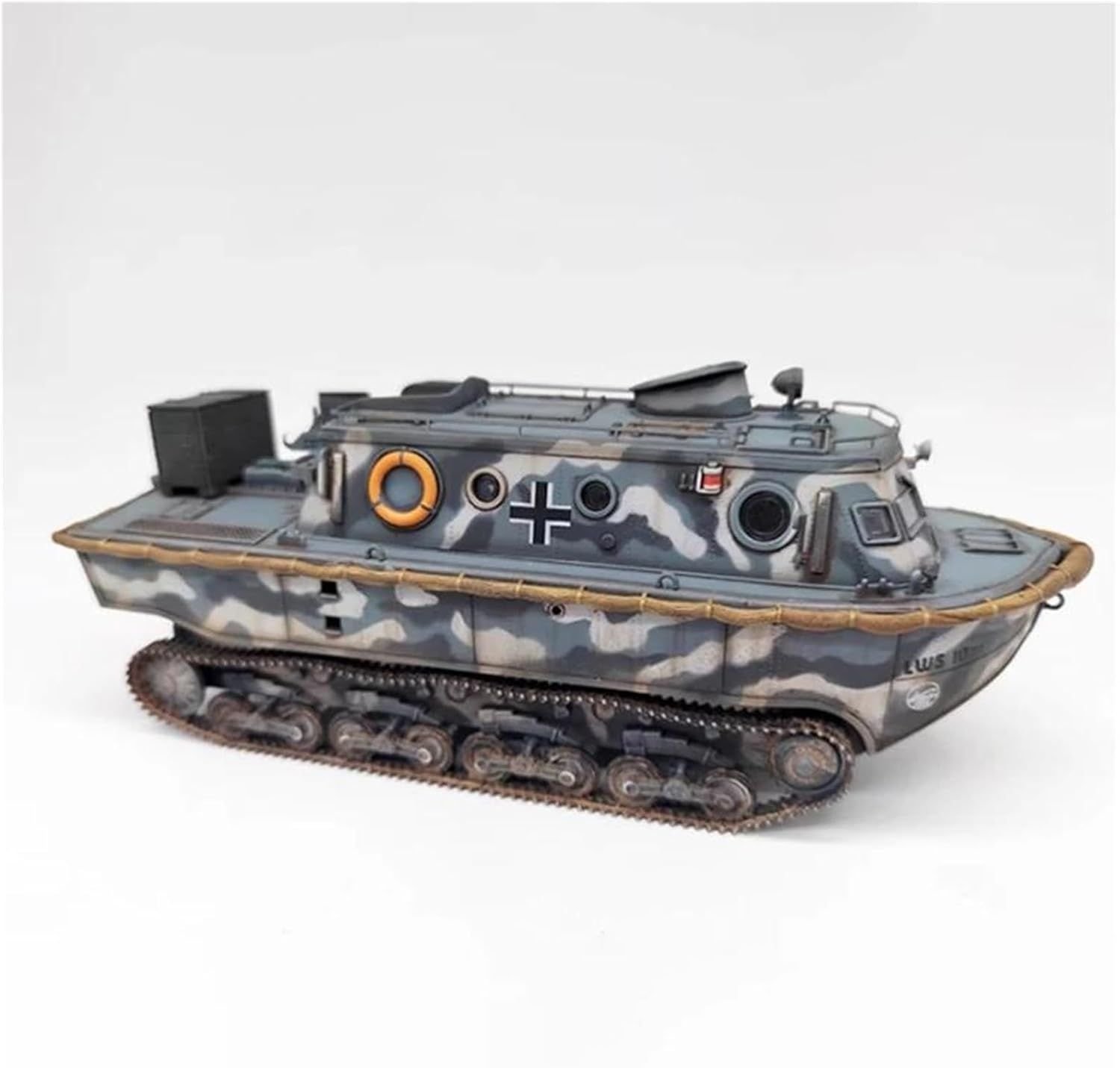 Realistic Tank 1:72 Scale for German Waterways Amphibious Tank Model Kit Static Die Casting Collectible Ornaments Static Tank Model