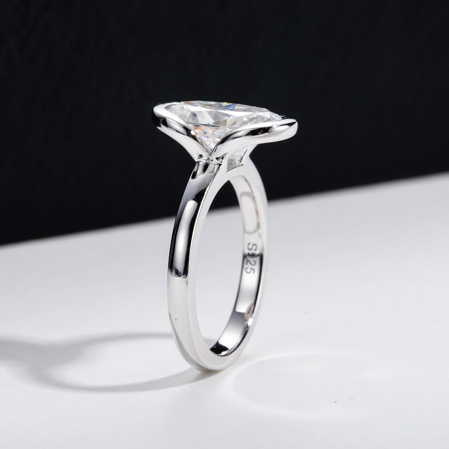 Moissanite Engagement Rings 3CT Half Bezel Setting 11mm*7mm Oval Cut Lab Created Diamond Marquise Cut Solitaire Promise Band Round Cut S925 Sterling Silver Wedding Rings for Women