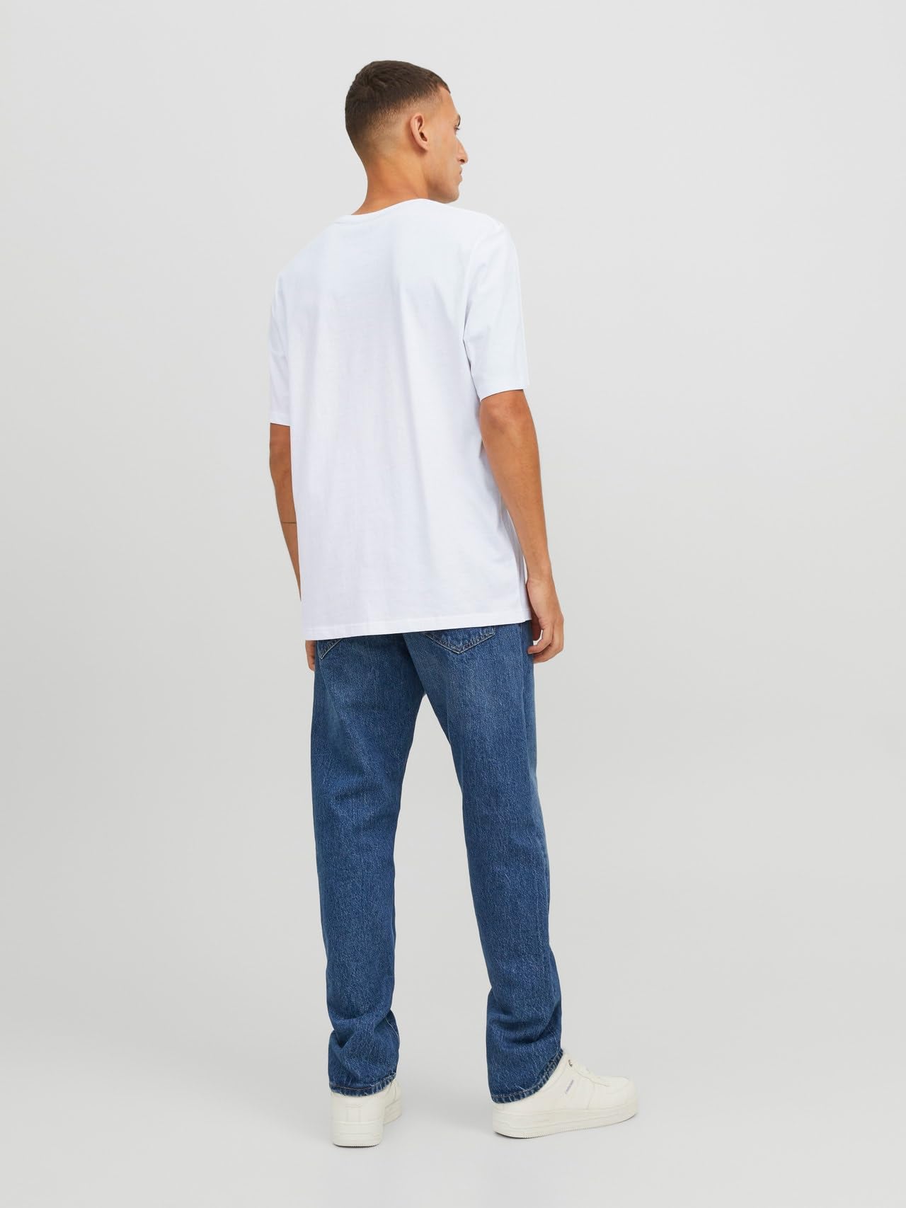 JACK & JONES Camiseta Hombre Pack de 3 – Manga Corta, Cuello Redondo, 100% Algodón, Básica y Casual, Diseño Estampado, Negro/Verde/Blanco