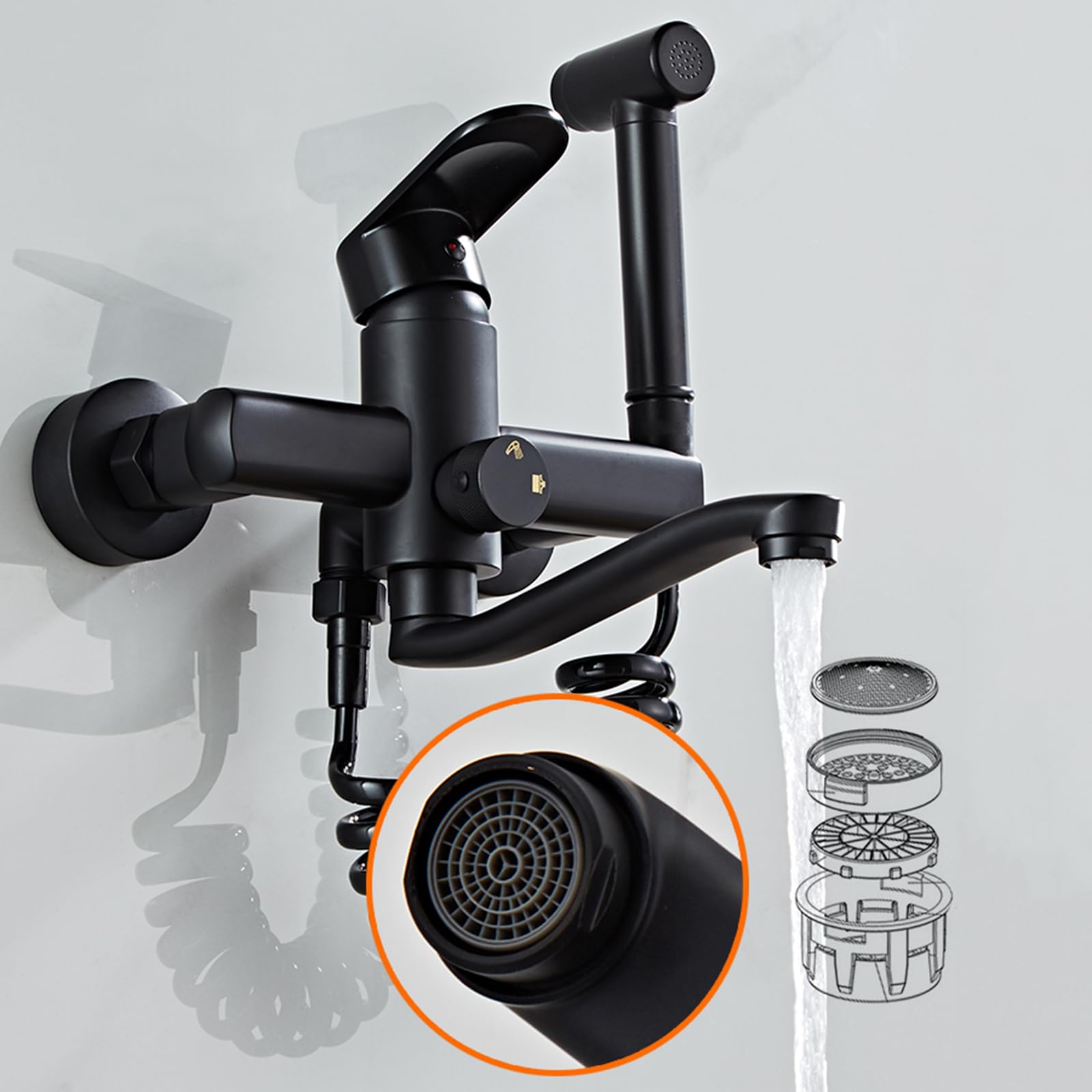 Czarny ścienny kran kuchenny z obrotowym pistoletem natryskowym o 360° podwójna funkcja ciepła i zimna woda 20 cm długość wylewki nowoczesny design dla łatwego użytkowania