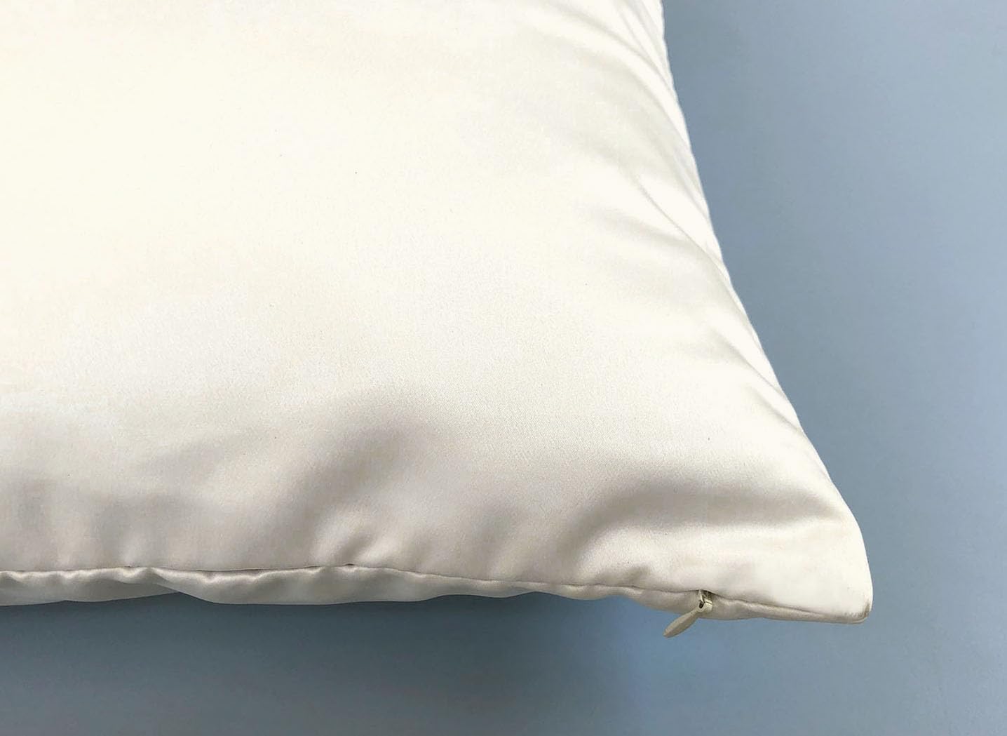 AVKA Studio Heavy Quality Satin Throw Pillow Covers - Off White - Set of 2-18x18 Decorative Pillow Covers - with Lining and Zipper Closure - Faux Silk Luxury Toss Pillow for Couch Sofa - No Insert