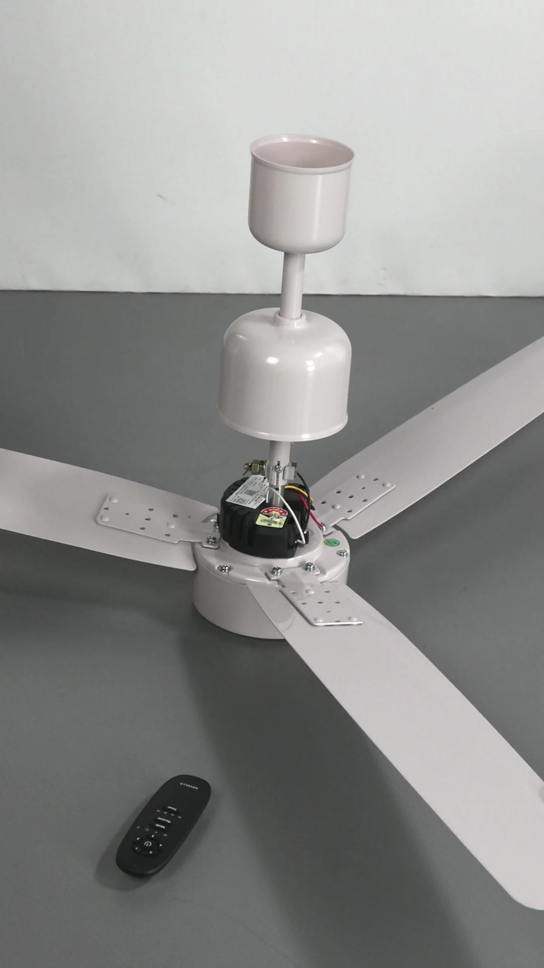 Buy Havells FAB BLDC Ceiling Fan 1200mm, 380 RPM, Savings upto 65