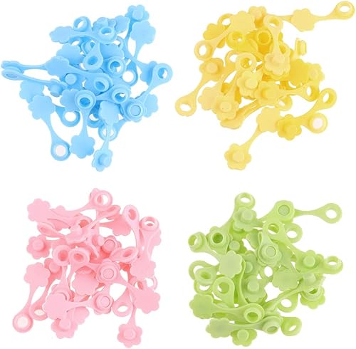 CHICTRY Juego de 4 tapas de plástico decorativas para tarros de masón, con agujero para popote y tapón para boca regular, tarros de conserva,