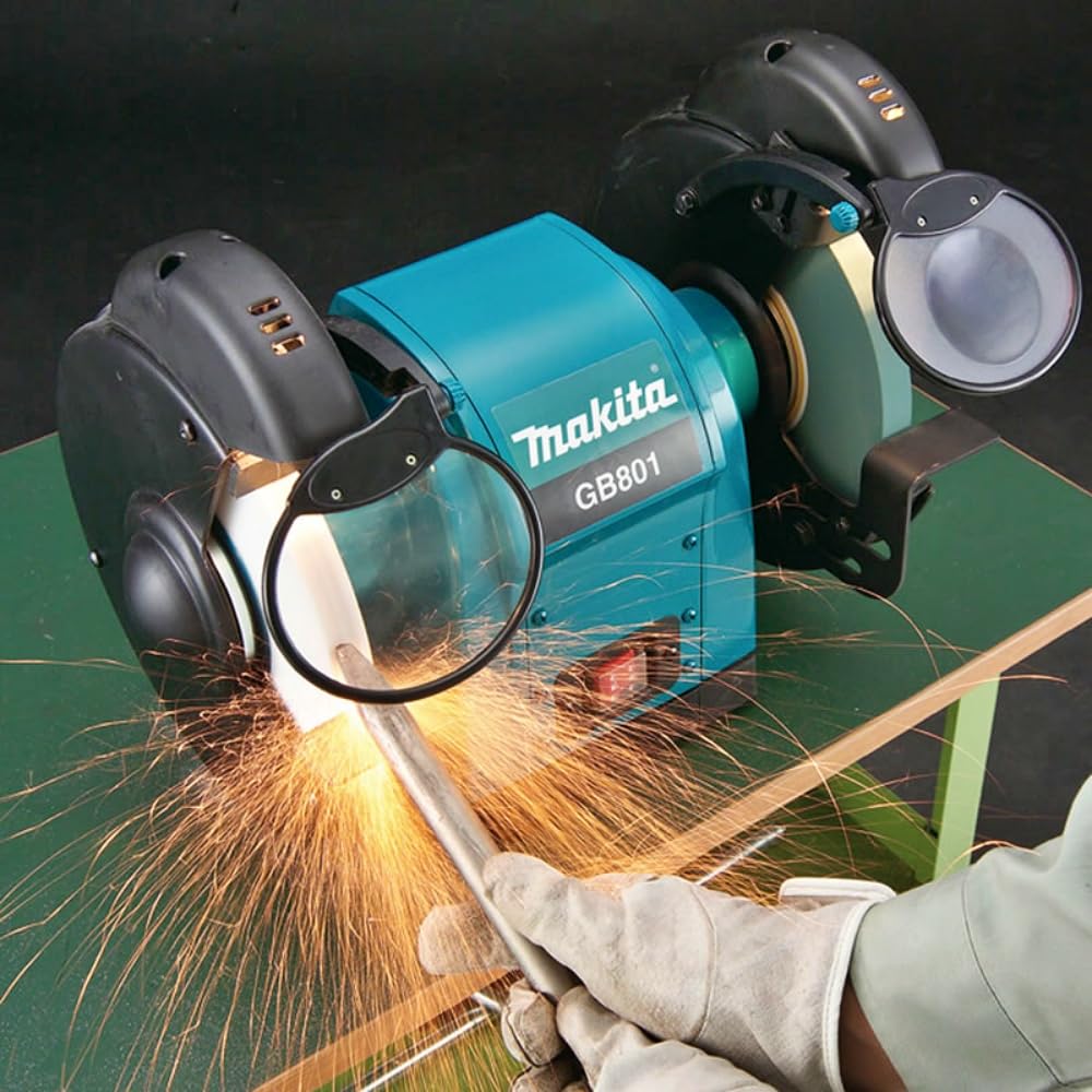 Makita GB801 Double ponceuse