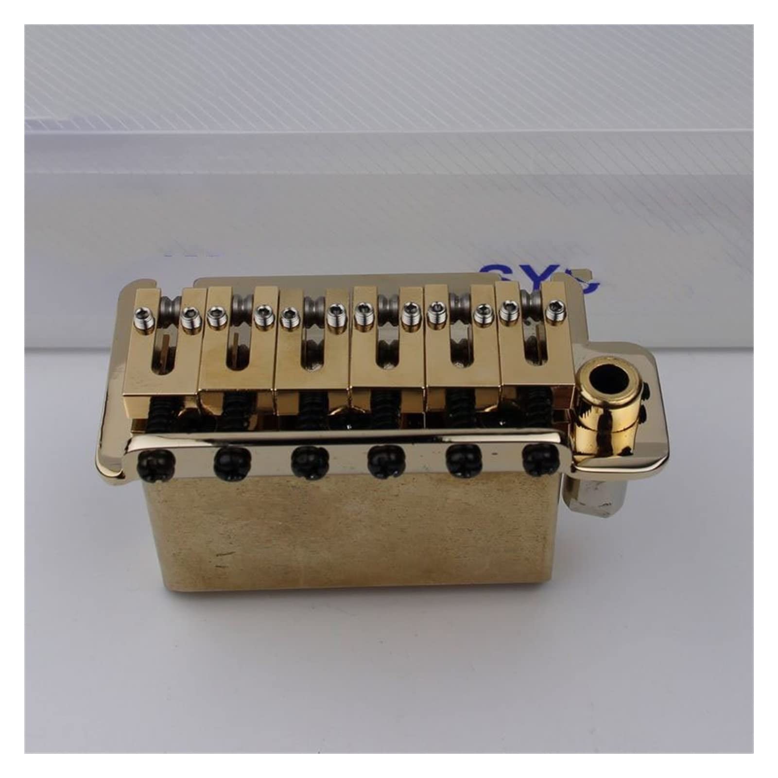 Parti di ricambio chitarra 1 Set Guitar Electric Tremolo Bridge Tremolo System Brass Sella E Ottone Base BASSA GOLD