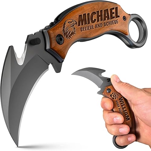 Grand Way Cuchillo Karambit con mango de madera, el mejor cuchillo plegable con hoja de garra afilada curvada, cuchillos de bolsillo geniales para