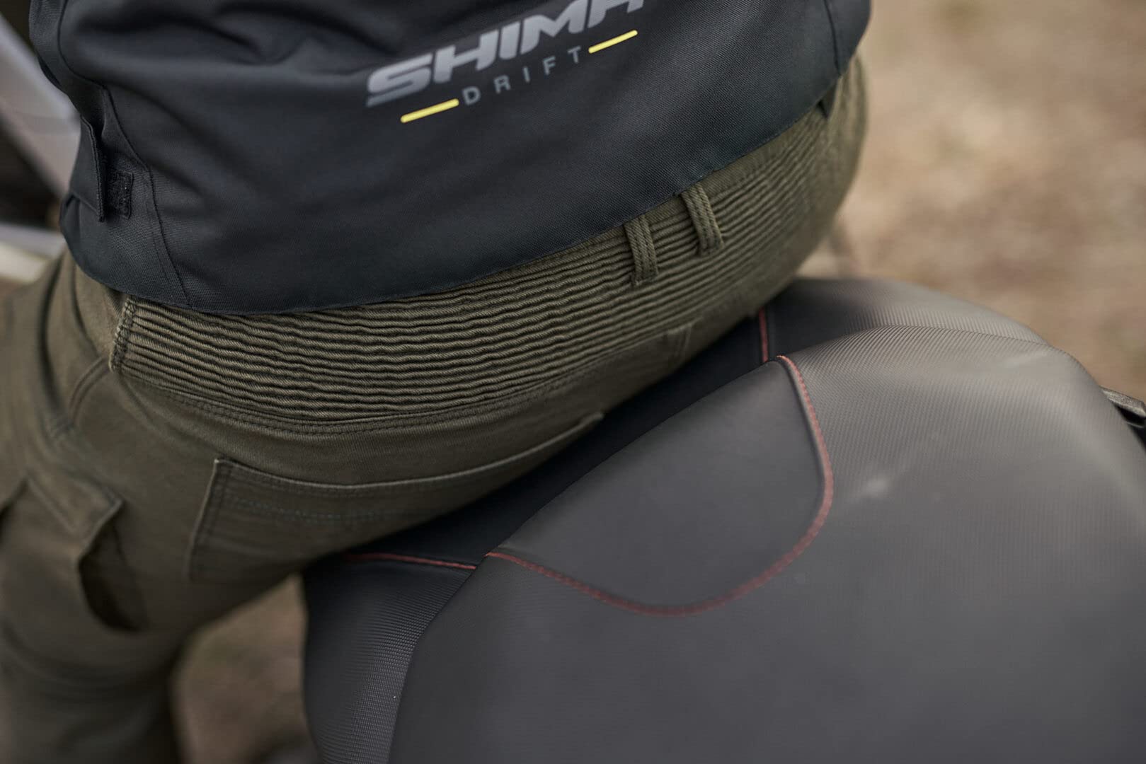 SHIMA GIRO 2.0 Motorradhose Herren - Elastische Regular Fit Cargo Biker Hose Männer mit DuraQLschicht, Knie und Hüft Protektoren, Oberschenkeltaschen (Khaki, 40)
