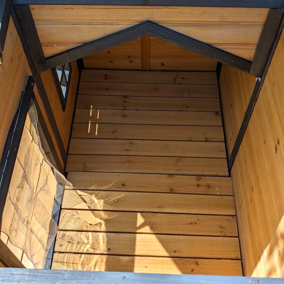 Caseta para perro Border Collie con techo de tejas abatible y terraza Tamaño L