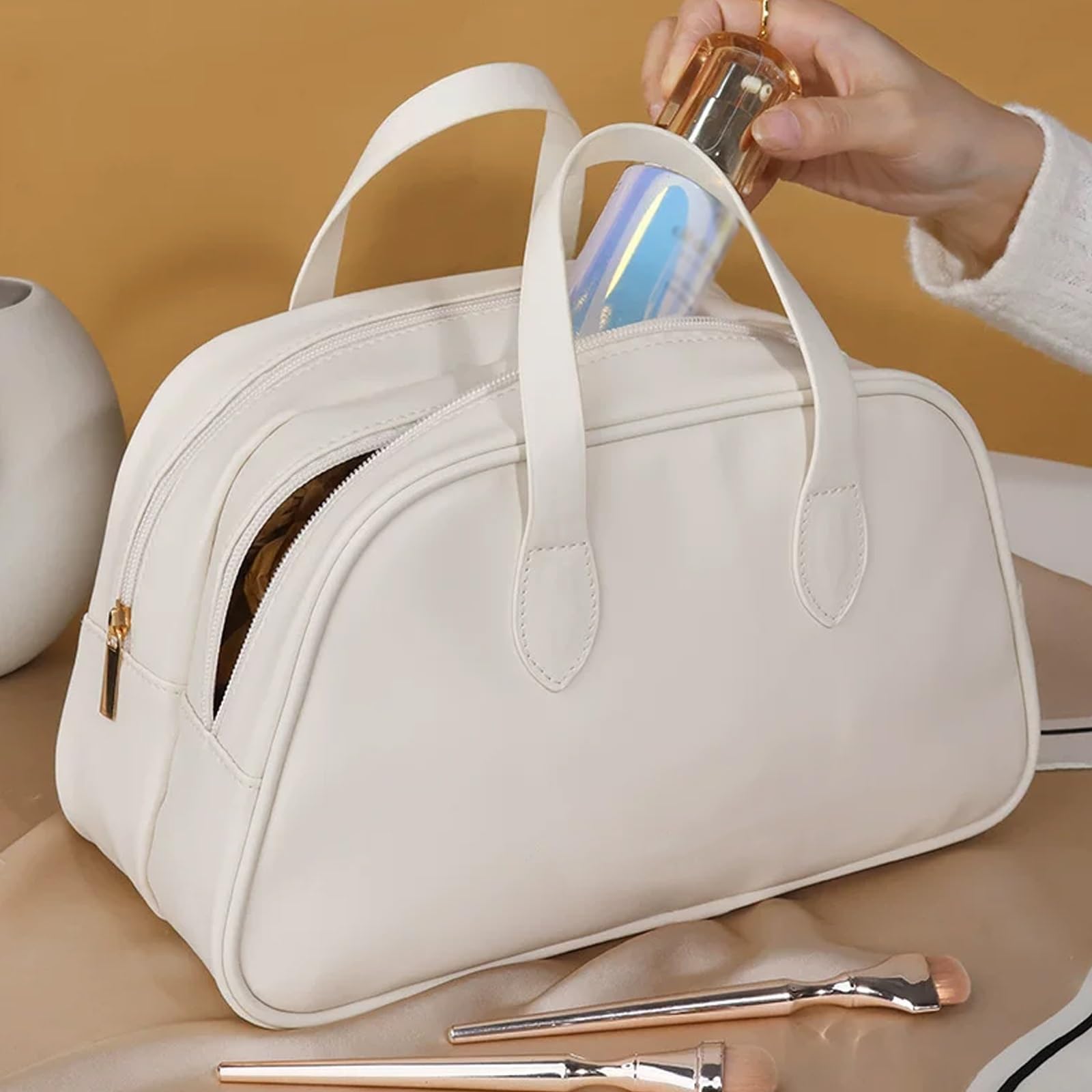 Borsa Porta Trucchi Portatile, Borsa da Toilette Trapuntata, in Similpelle PU Impermeabile, con Doppio Scomparto, Cuciture Precise e Robuste Maniglie per Il Trasporto