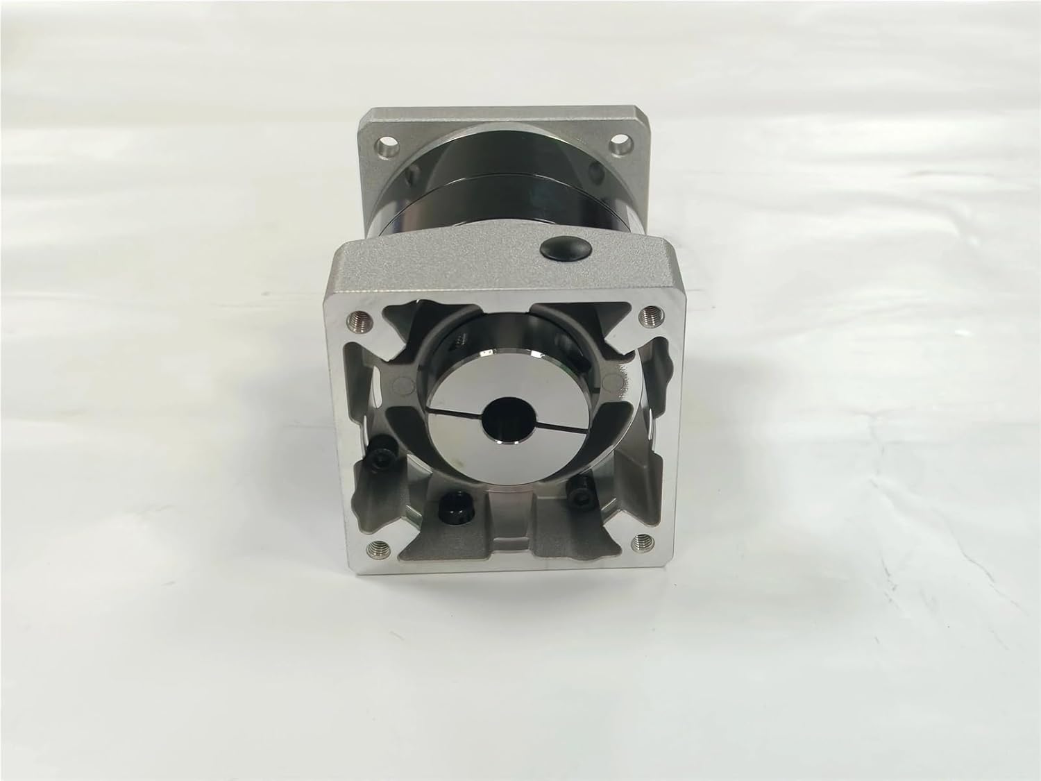 Economical 86mm Planetary Gear Reducer 15:1 20:1 50:1 100:1 Input 14mm Output 16mm for Nema Stepper Motor(Ratio 20 to 1)