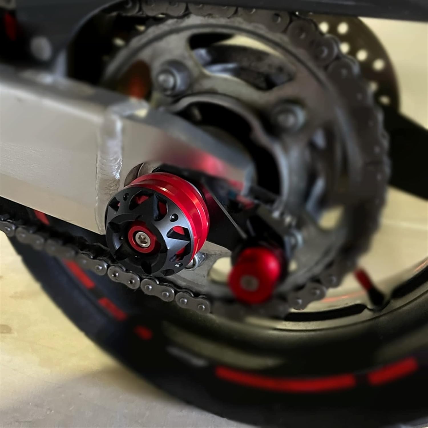 Protector for MT07 MT-09 FZ-09 FZ-07 FJ 09/07 XSR 700 900 Motorcycle Front Rear Axle Fork Sliders Wheel Protector Parts (Color : 1 Pair Blue)