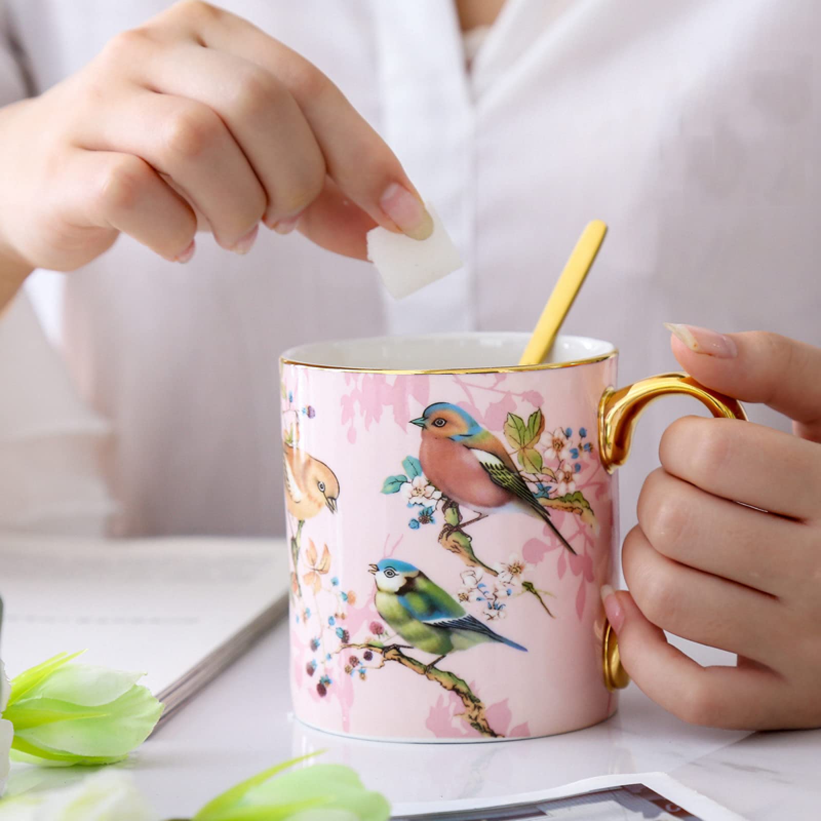 Tazza da caffè in ceramica Tazza da tè con uccello colorato Ceramica Caffè Colazione Tazza da latte Tazza regalo per ufficio e casa
