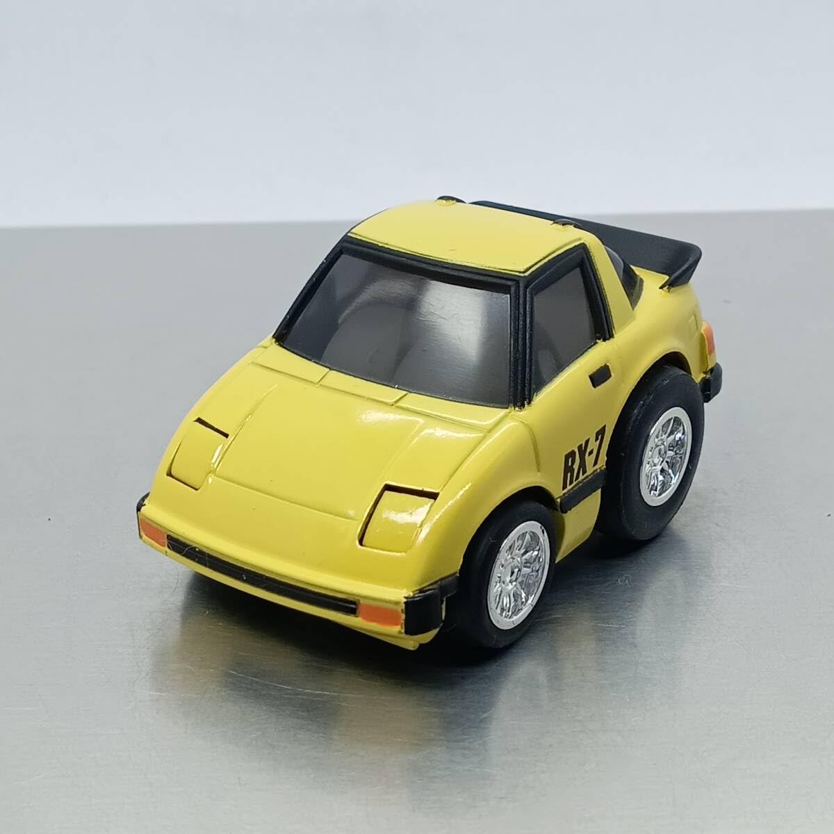 チョロQシャンプー限定 マツダ RX-8 6種 マツダ サバンナ RX-7 6種 チョロQ e-08 マツダ サバンナRX-7 (SA22C) 初回特典チョロQコイン付き