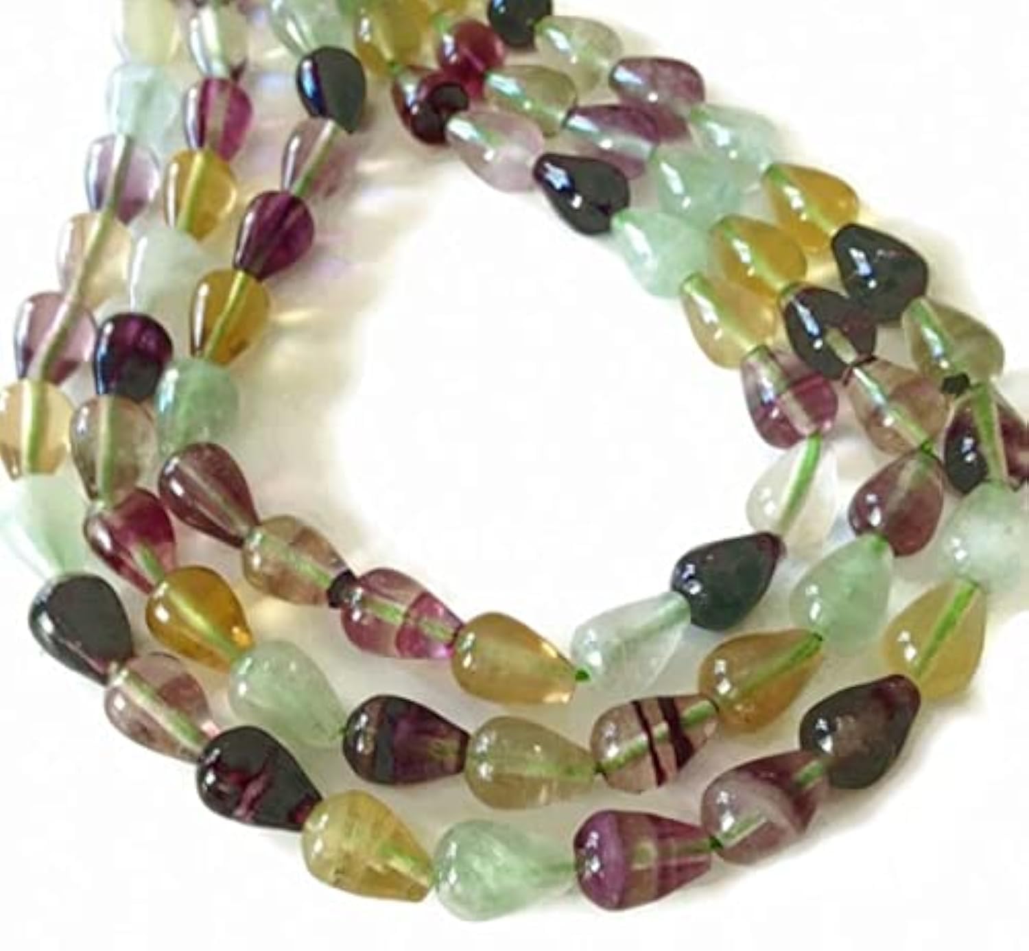 Fluorite arc-en-ciel pour confectionner vos colliers de perles en gouttes lisses