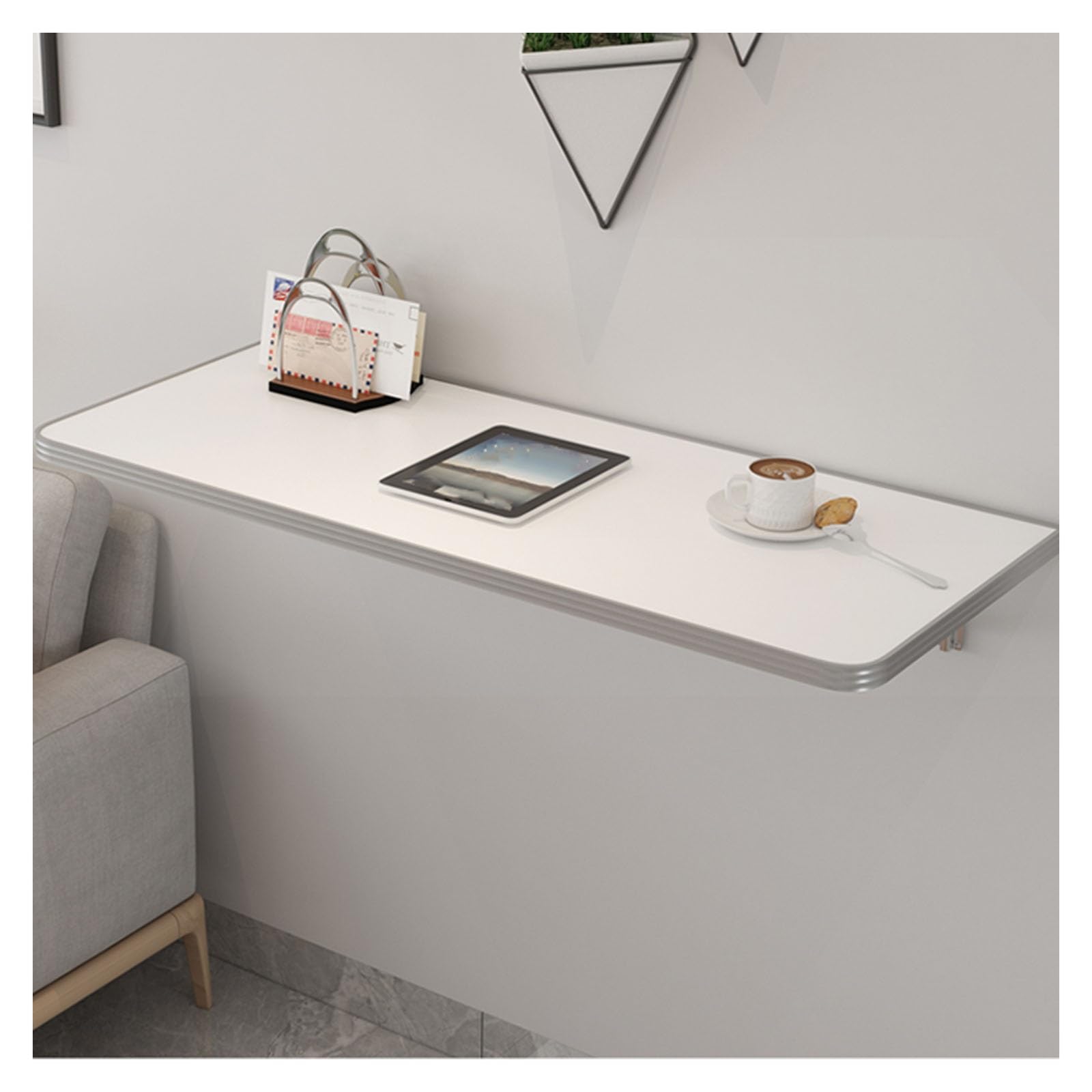 Table murale pour petit espace stable et facile à replier