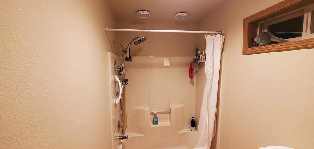 Review Image by 1LooseCannon