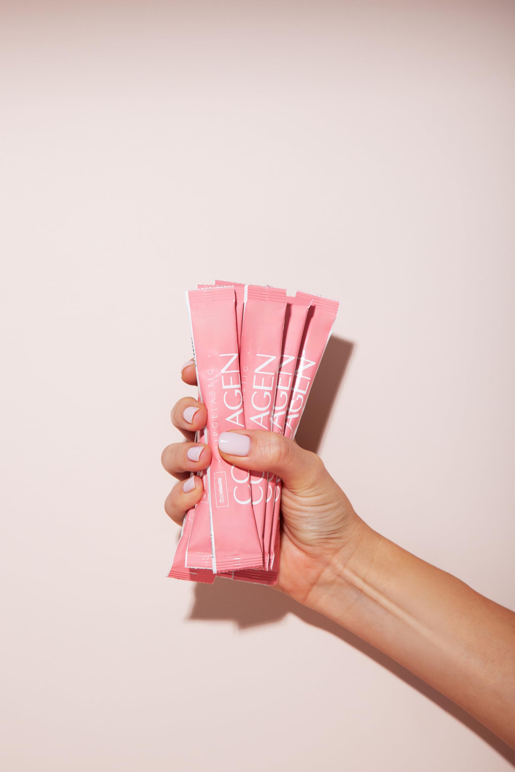 LIPOELASTIC Collagen Pulver – Nahrungsergänzungsmittel mit hydrolysiertem Fischkollagen (Typ I & III), Vitamin C, Zink, Eisen und Mineralstoffen – 30 Portionsbeutel
