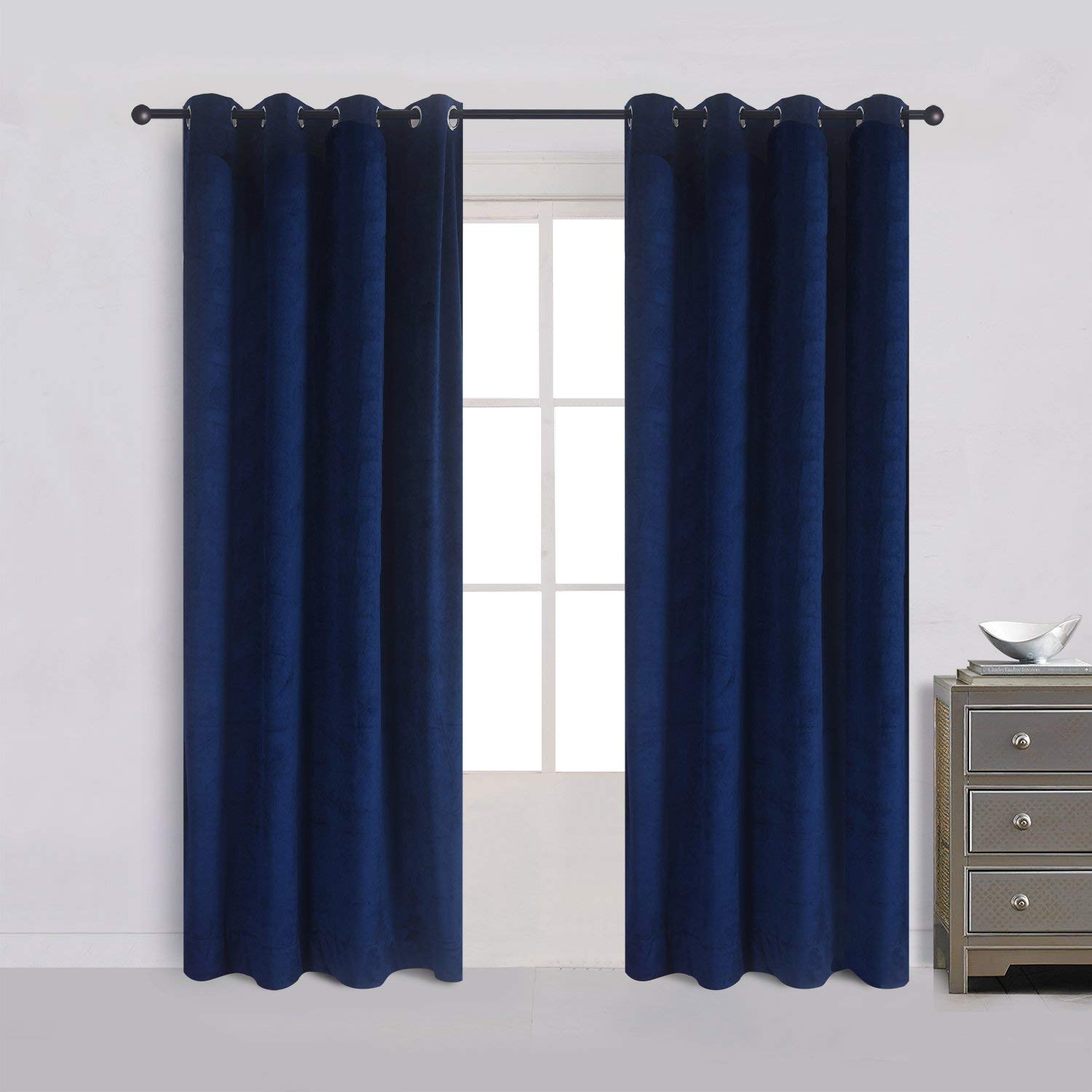 Rideaux occultants oeillets bleu marine 229x229 isolant pour fenêtres