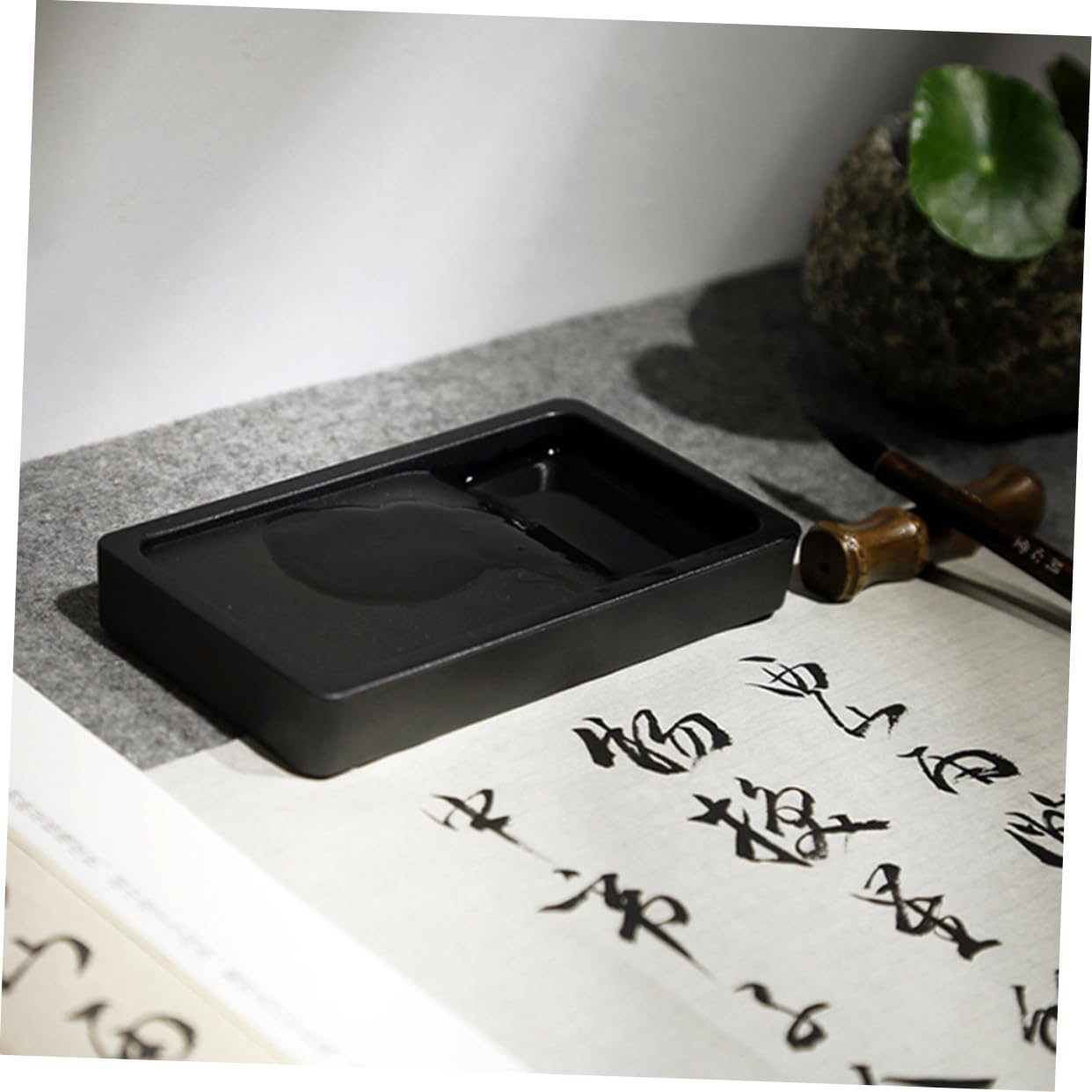 硯 砚台 書道用具 硯 蘇州市呉具蔵書硯台厰.2065sz 硯箱根来」を発売いたしました。