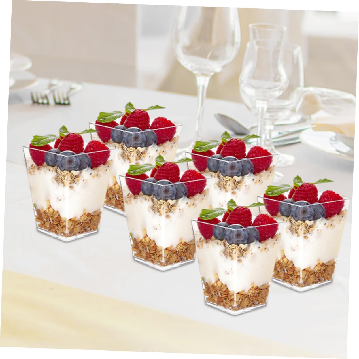 Gadpiparty 1set Dessert Cups with Spoons Dessert Holders with Lids for Mousse Pudding and Ice Cream for Parties Events and Home Use