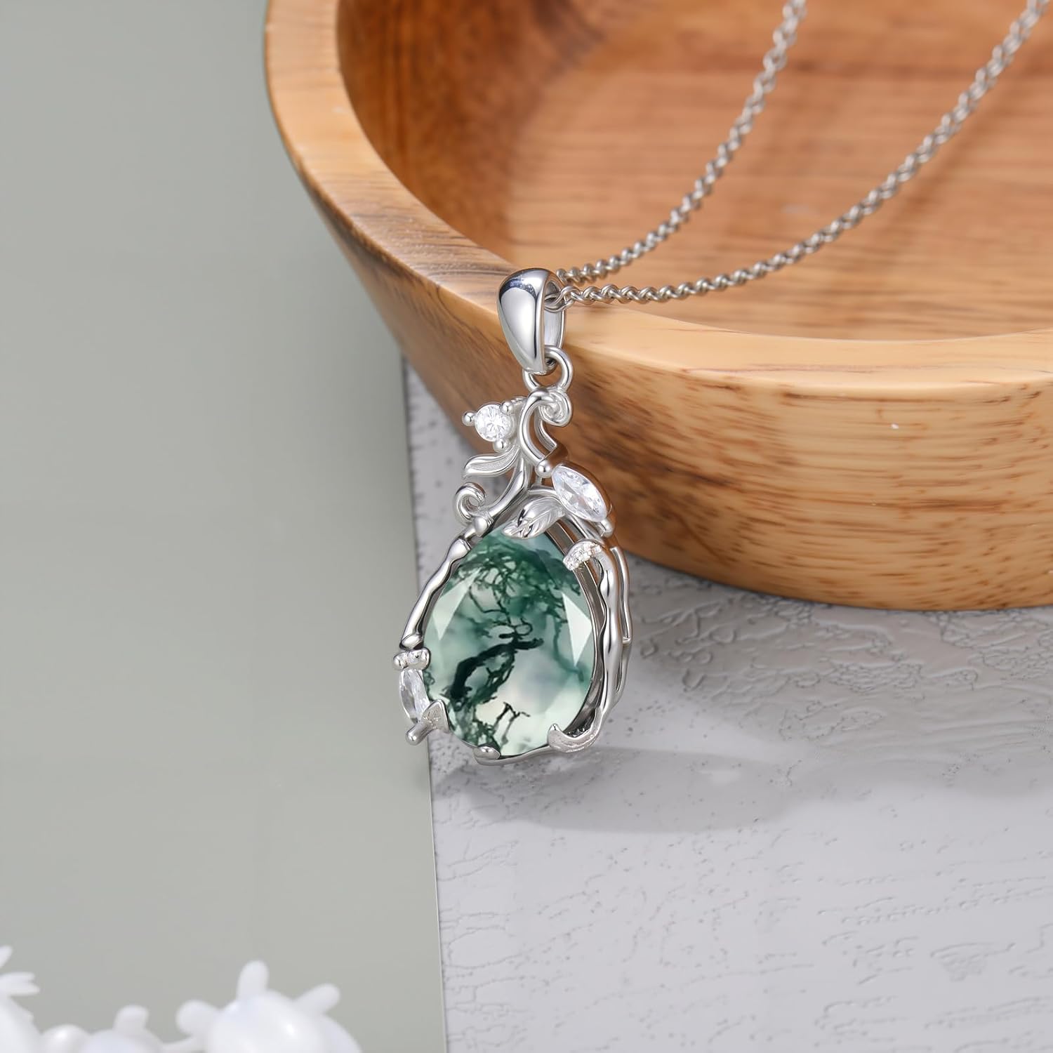 Teardrop/Kite Cut Leaf Moss Agate Necklace for Women 925 Sterling Silver Natural Moss Agate Pendant Necklaces Jewelry Gifts for Her