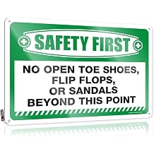 Metal Bar Decor Safety First No Open Toe Shoes, Flip Flops, Or Sandals Beyond This Point Tin Sign Funny Tin Signs Vintage Man Cave Sign Metal Sign20X30CM