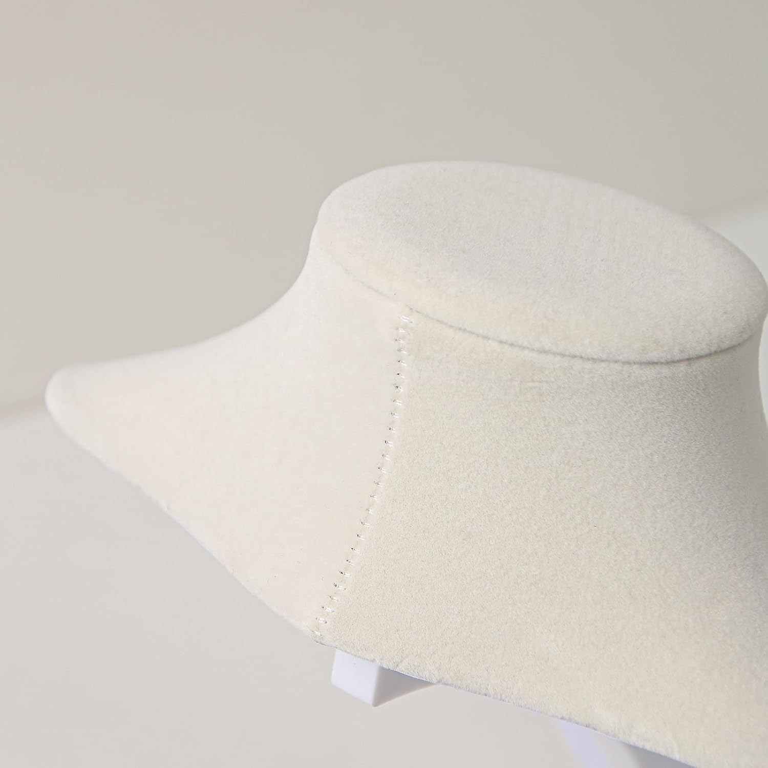 Julysky 2PCS Velvet Jewelry Holder Display, 3D Necklace Display Bust Necklace Stand,Bracelet Holder Stand, Bracelets, Bangles, Chains, Anklets, Necklace Holder for Retail Shops, Boutiques(Beige) - Image 5