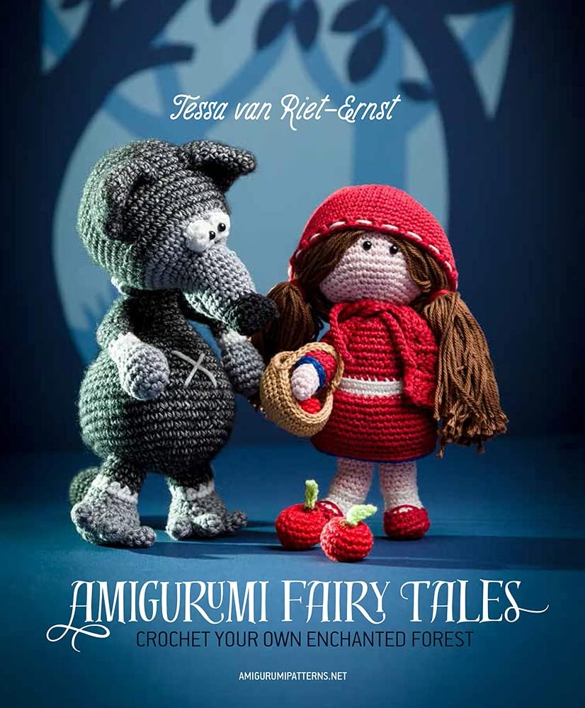Amigurumi Fairy Tales: Crochet Your Own Enchanted Forest Paperback – Illustrated, 1 Jun. 2015
