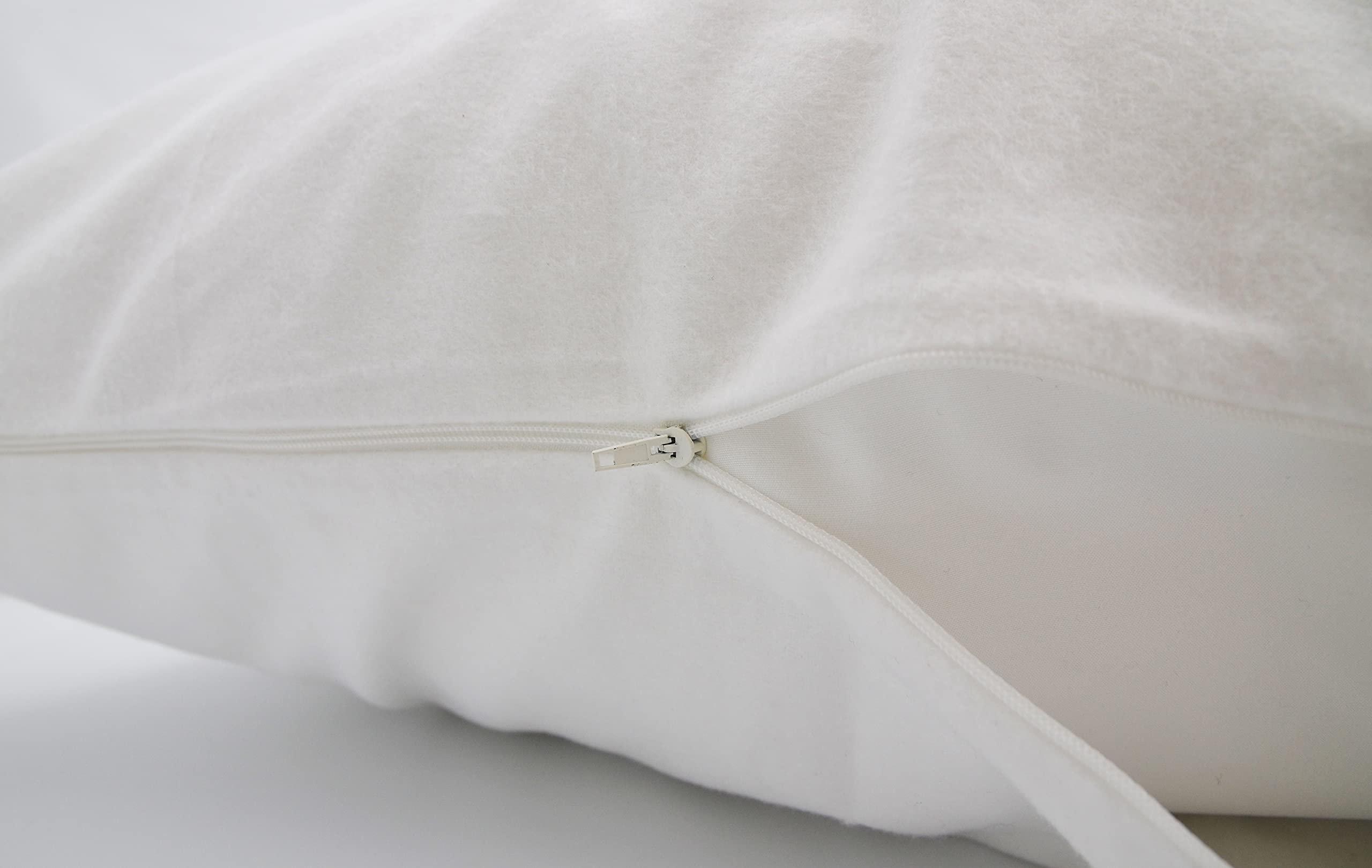 Colas Normand Vega, Coprimaterasso Assorbente In Pile, 90 x 190 cm, In Cotone Riciclato E Poliestere Riciclato, Greensphère,Antiacaro Emorbido E Resistente, Cappello da 27 cm Bianco