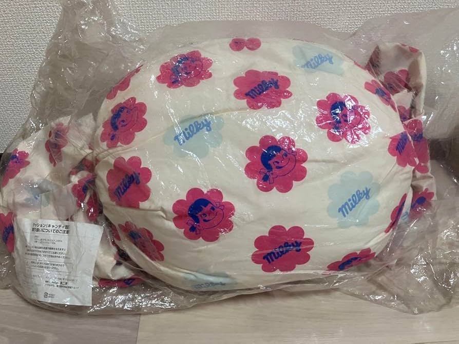 Amazon.co.jp: ペコちゃん 一番くじ ミルキー柄 : おもちゃ