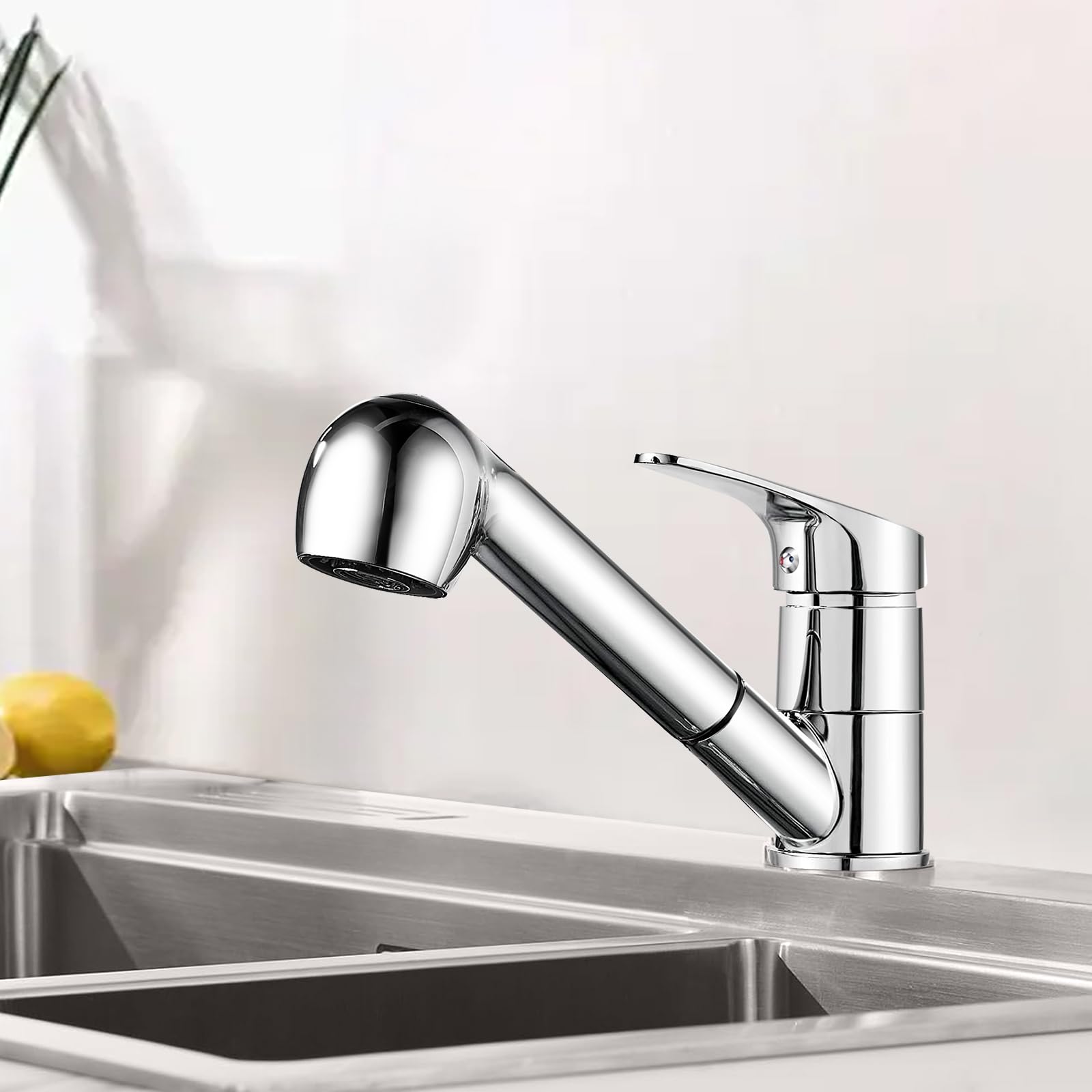 Namuoto Küchenarmatur Ausziehbar, 360° Drehbar Wasserhahn Küche, Spültischarmatur Küche mit Säulentyp Wasserauslass und Duschwasserauslass 2 Modus, Einhandmischer Mischbatterie für Küche Chrom