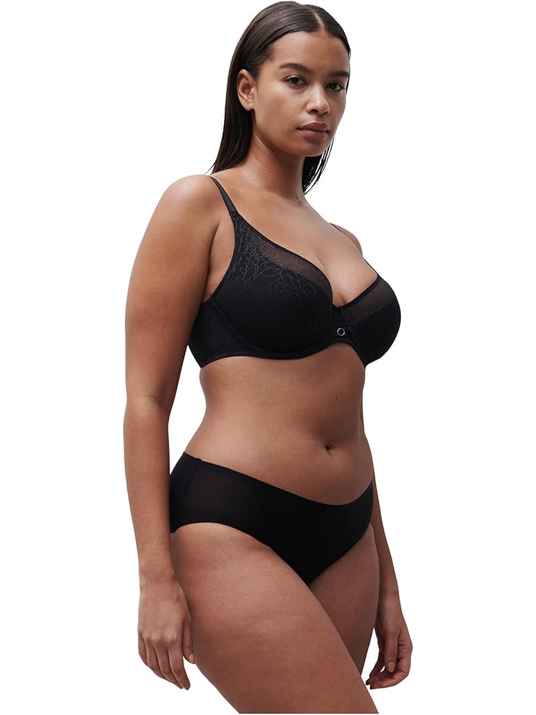 Black Chantelle Belle Lightweight Plunge Bra