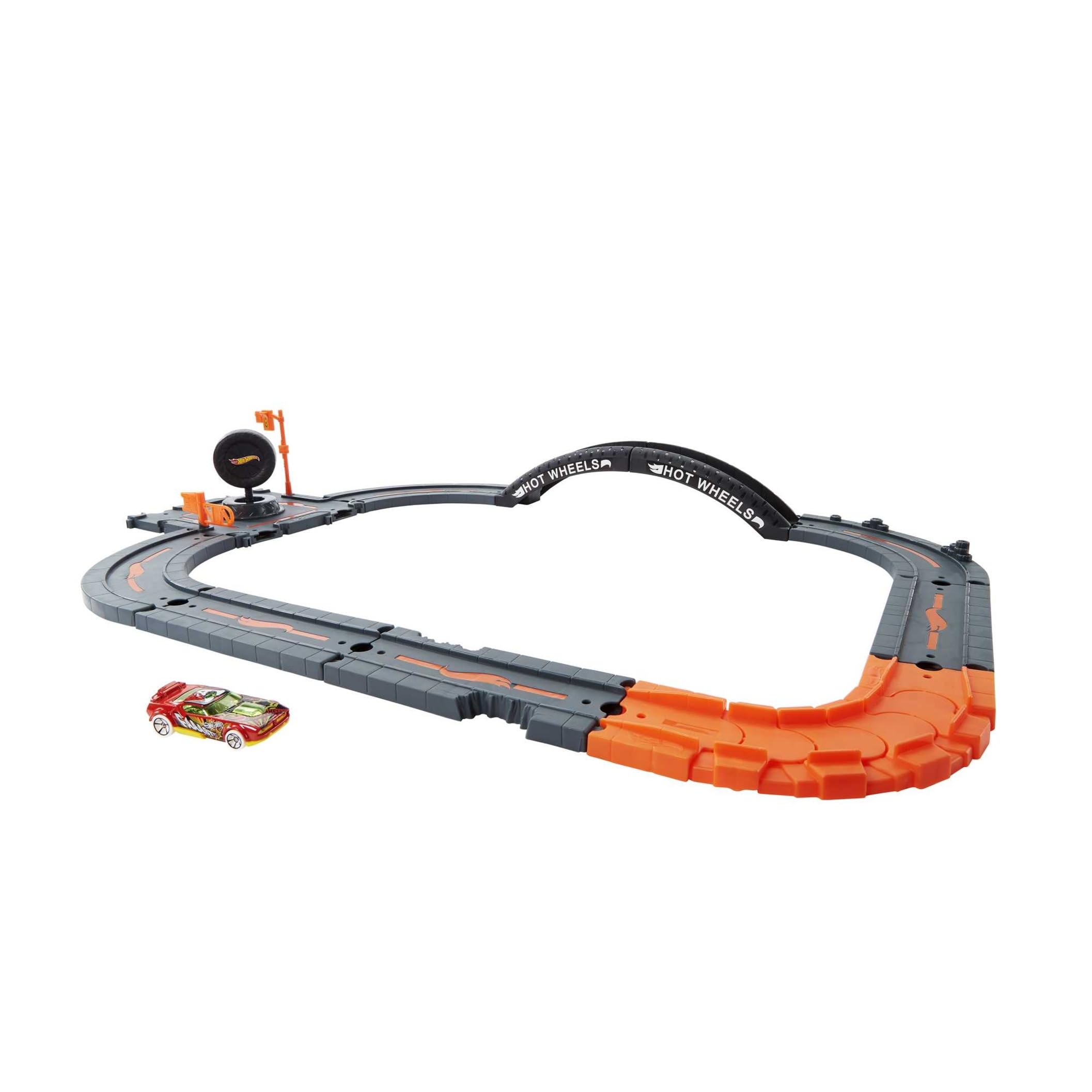 Hot Wheels City, Conjunto de 10 Piezas Que Incluye Base de Pista y Varias Piezas de Pista para Construir un Paisaje Urbano, con 1 Coche Hot Wheels, se Conecta a Otros Conjuntos, HDN95