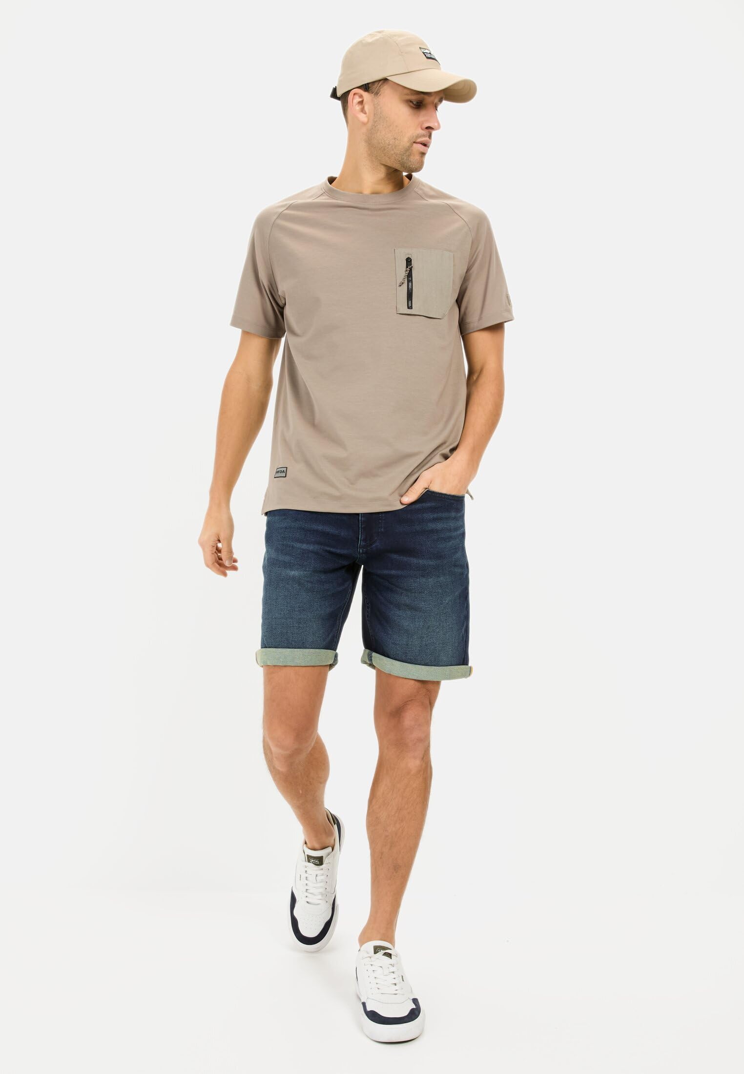 camel active Herren fleXXXactive® Jeansshorts im Regular Fit