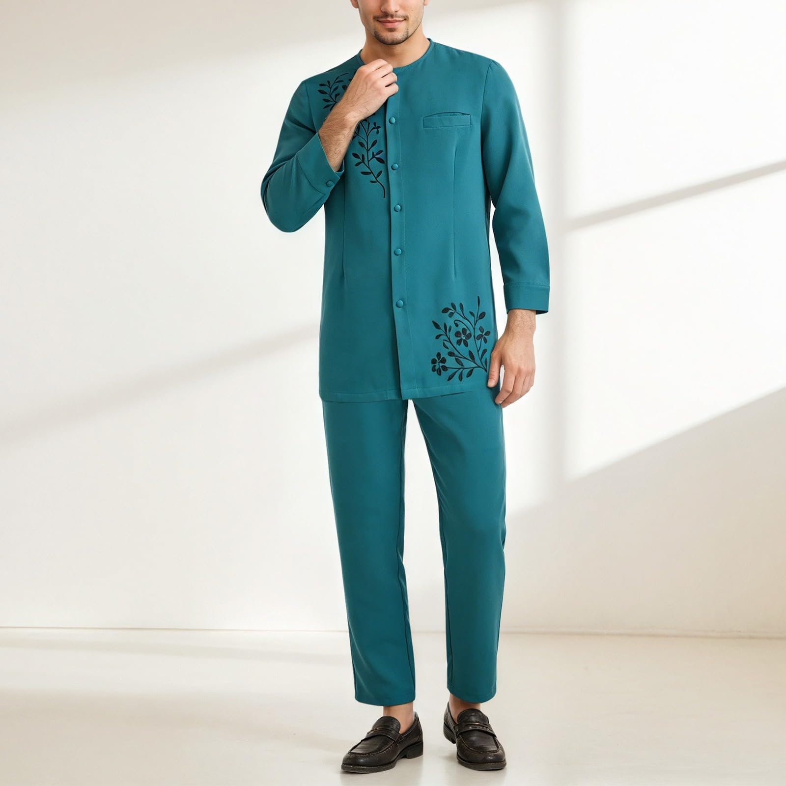 Elegante bestickte Thobe Robe für traditionelle Abaya Kleidung formelles langes Herrengewand